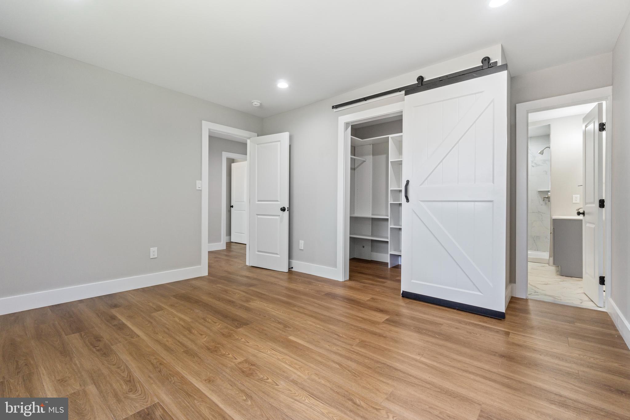 CHARTWELL - Residential