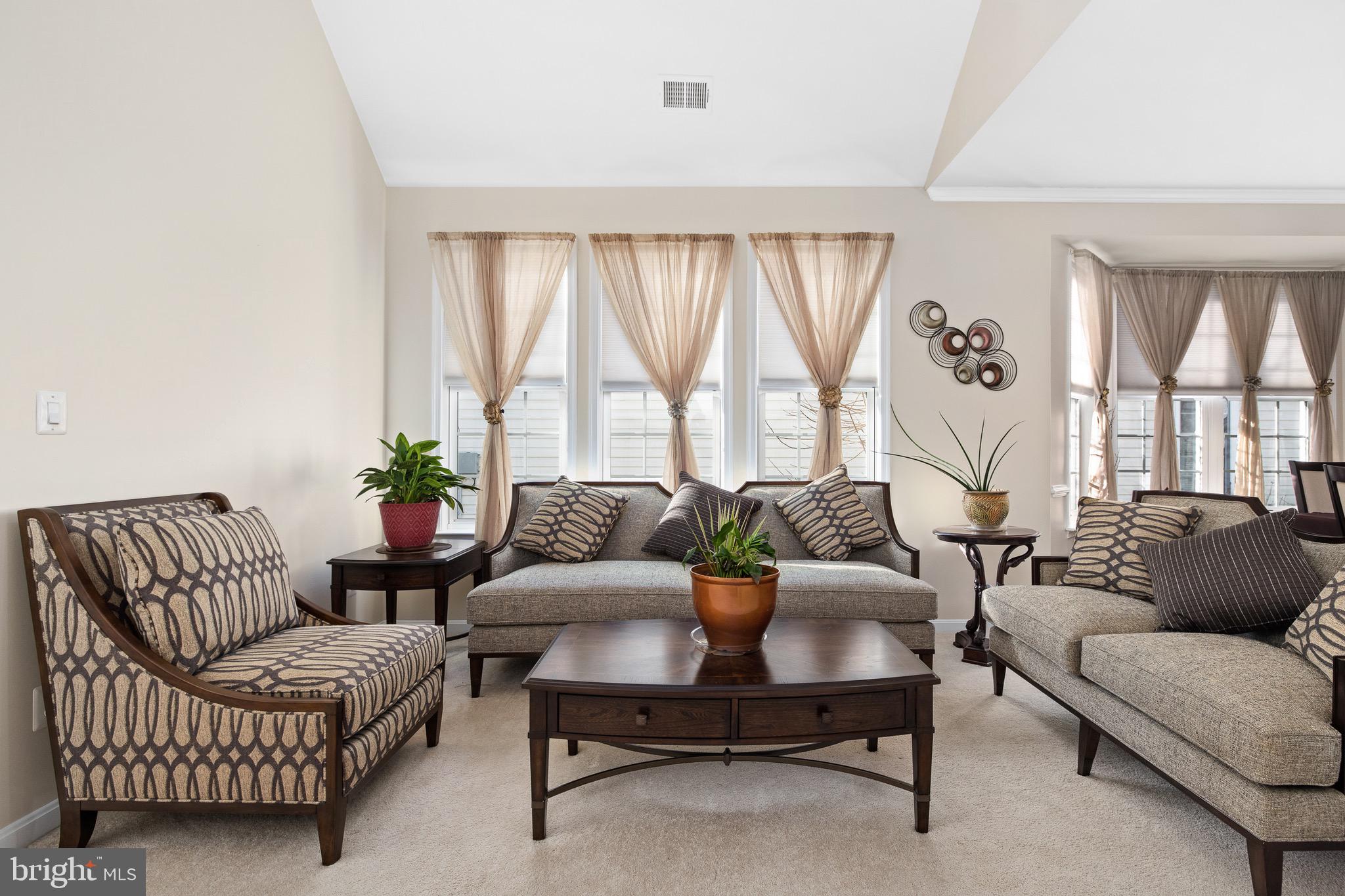 VIRGINIA HERITAGE AT LEE'S PARK - Residential