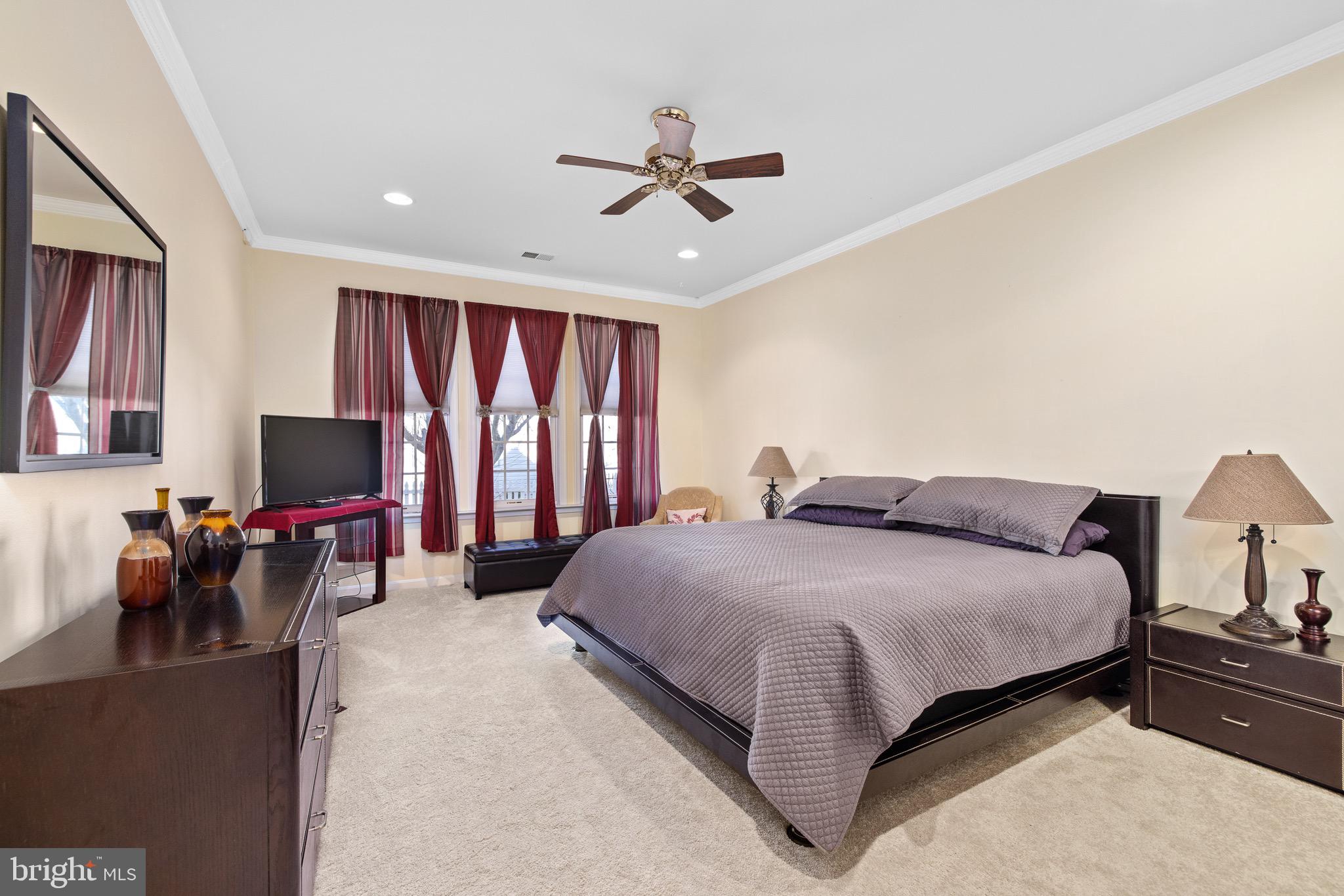 VIRGINIA HERITAGE AT LEE'S PARK - Residential