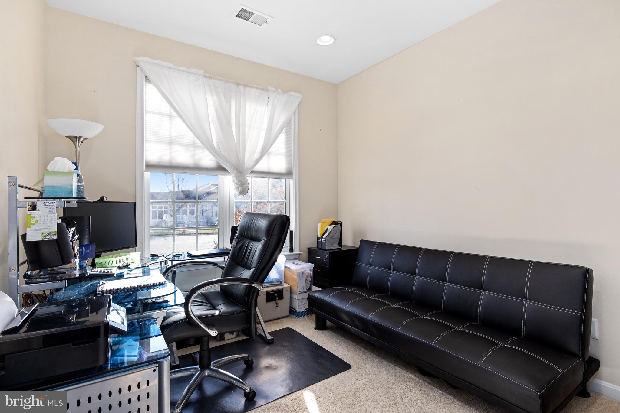 VIRGINIA HERITAGE AT LEE'S PARK - Residential