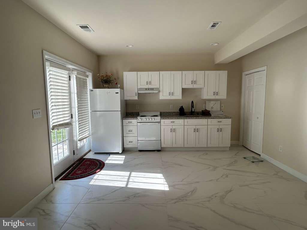 44377 STONE ROSES CIRCLE