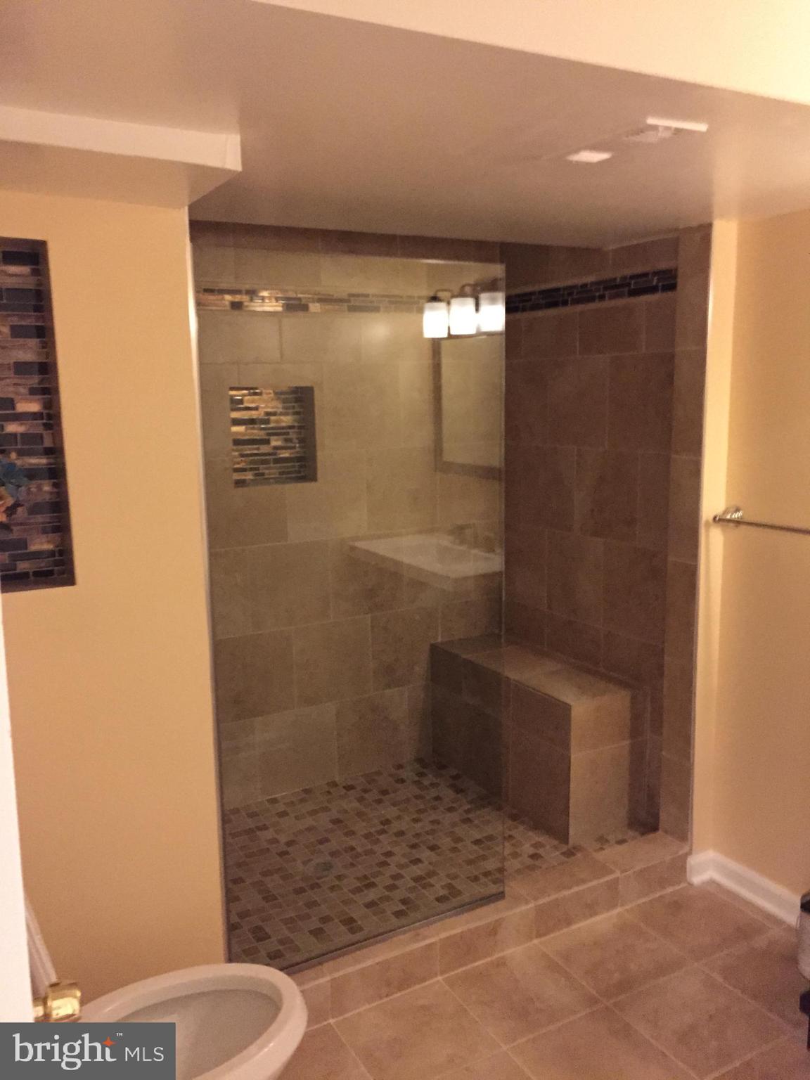 SILVER SPRING - Residential