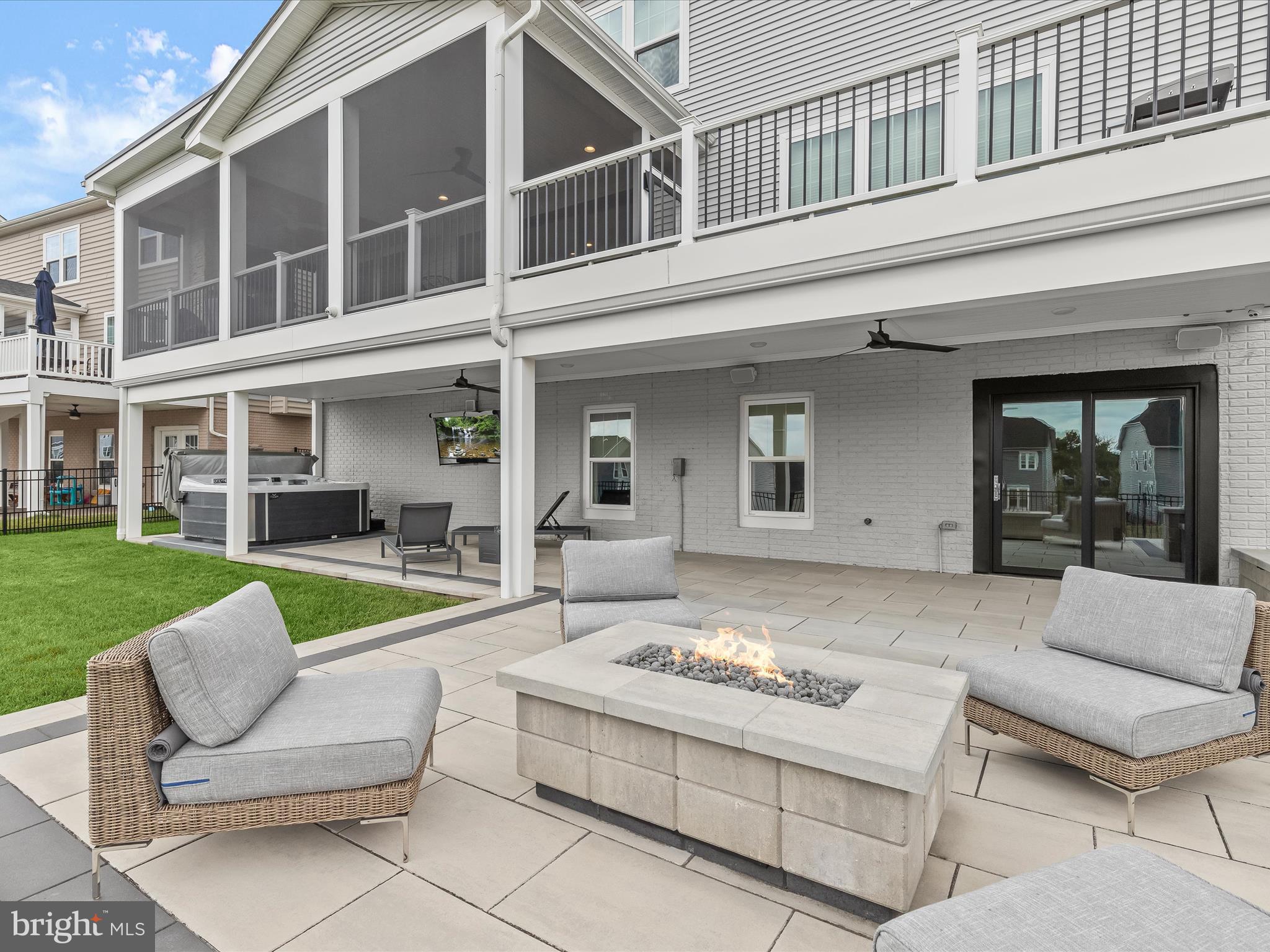 MAPLE LAWN SOUTH - Residential