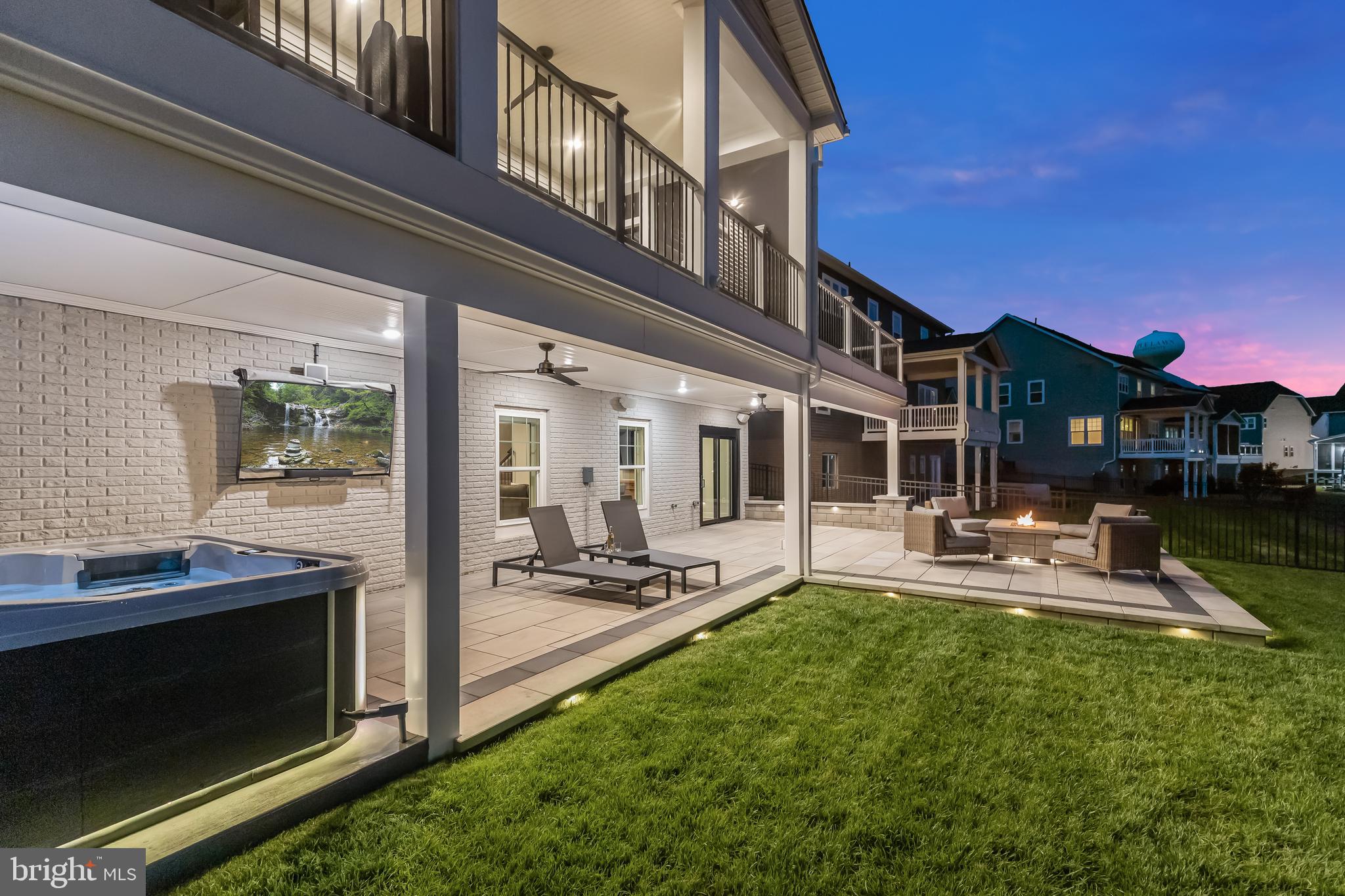 MAPLE LAWN SOUTH - Residential