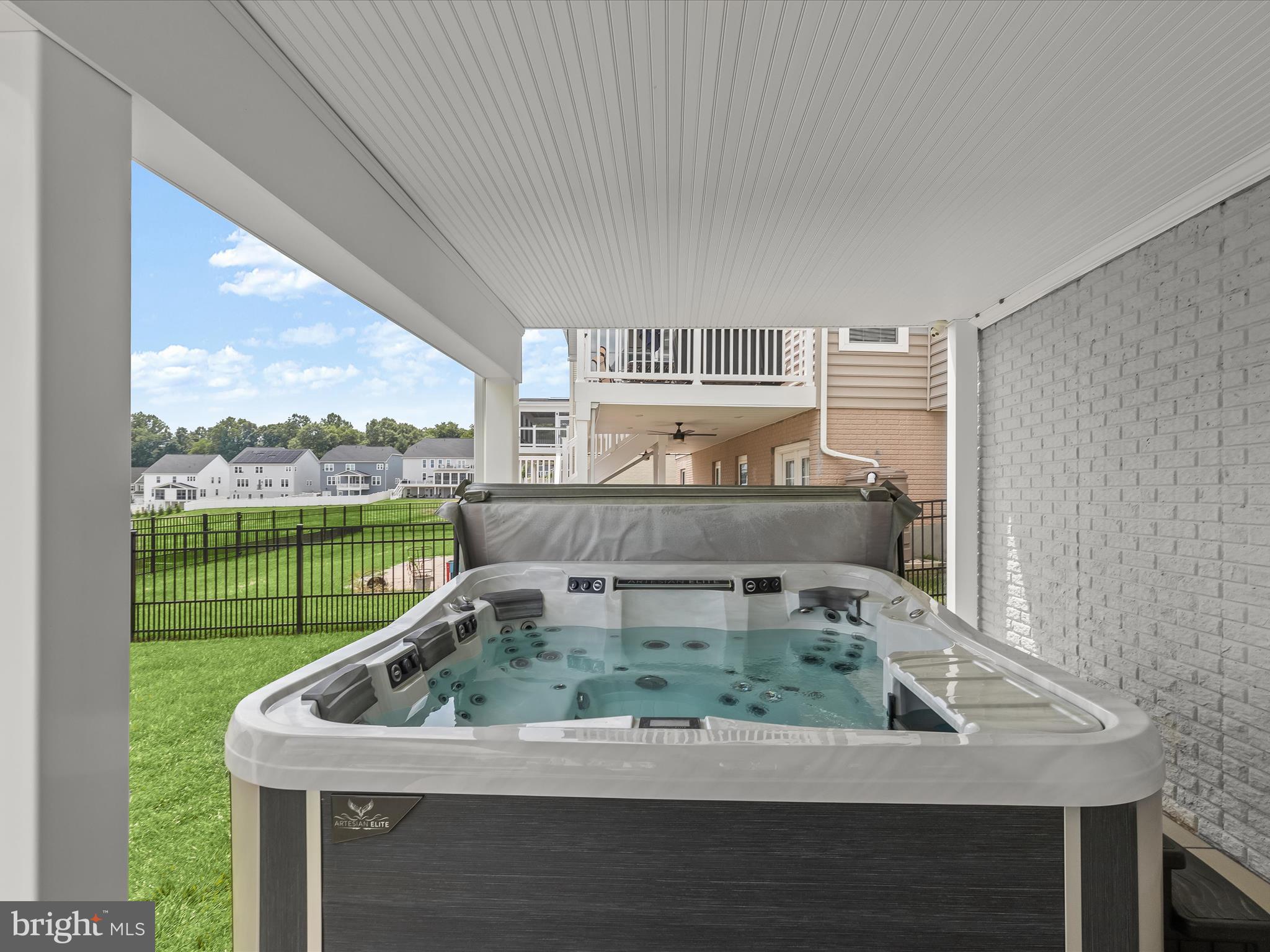 MAPLE LAWN SOUTH - Residential