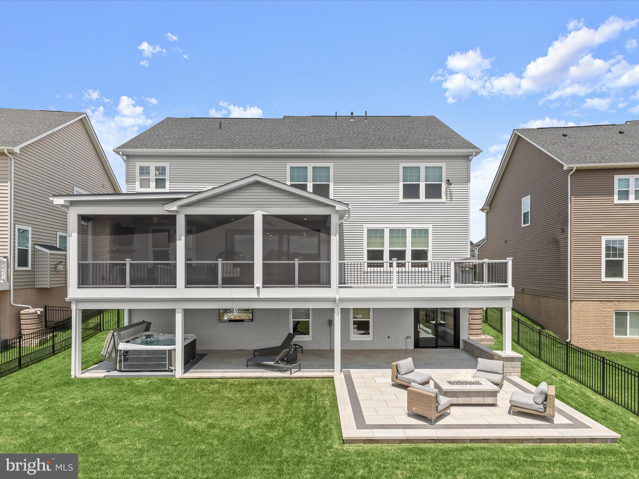 MAPLE LAWN SOUTH - Residential