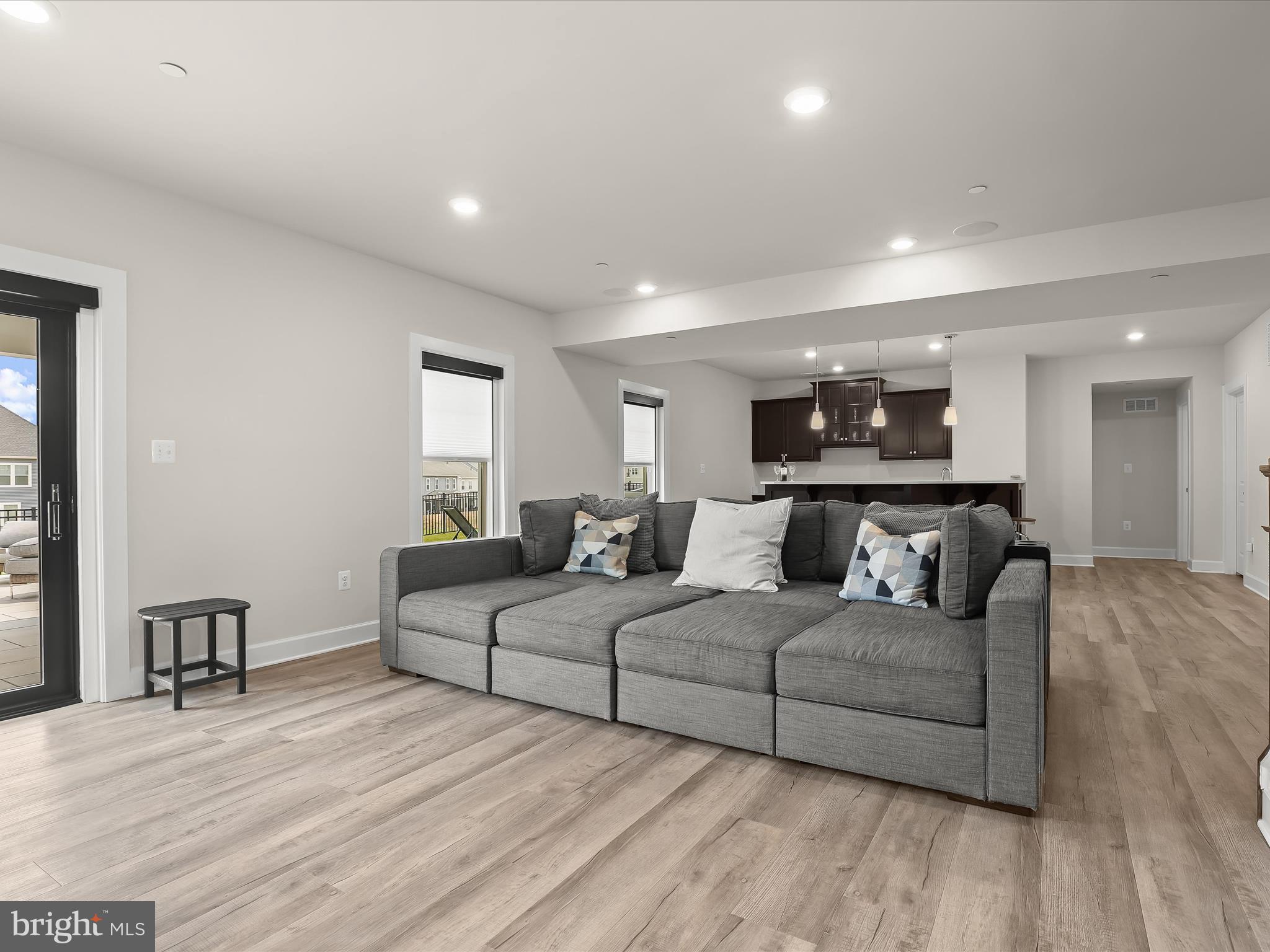 MAPLE LAWN SOUTH - Residential