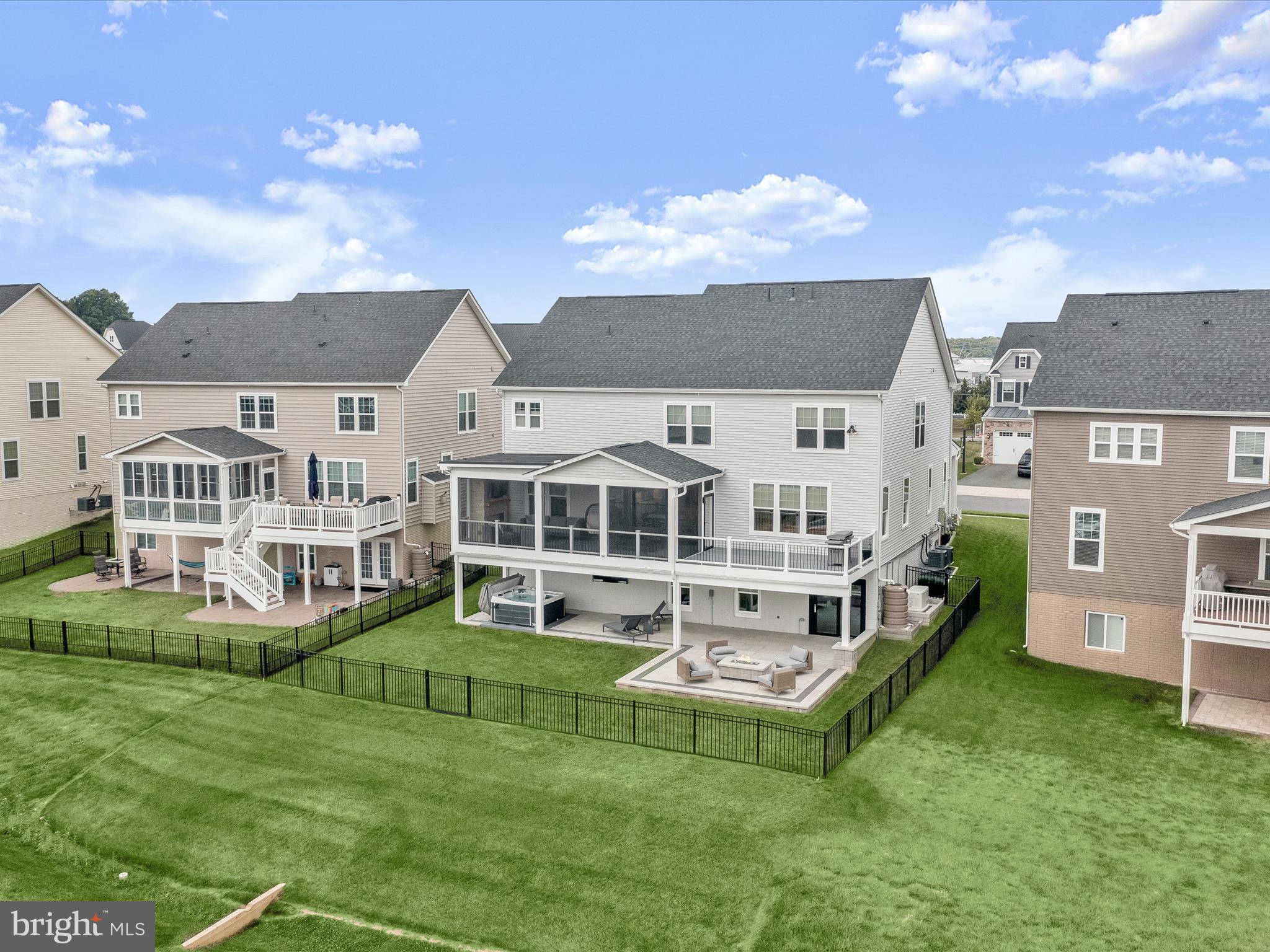 MAPLE LAWN SOUTH - Residential