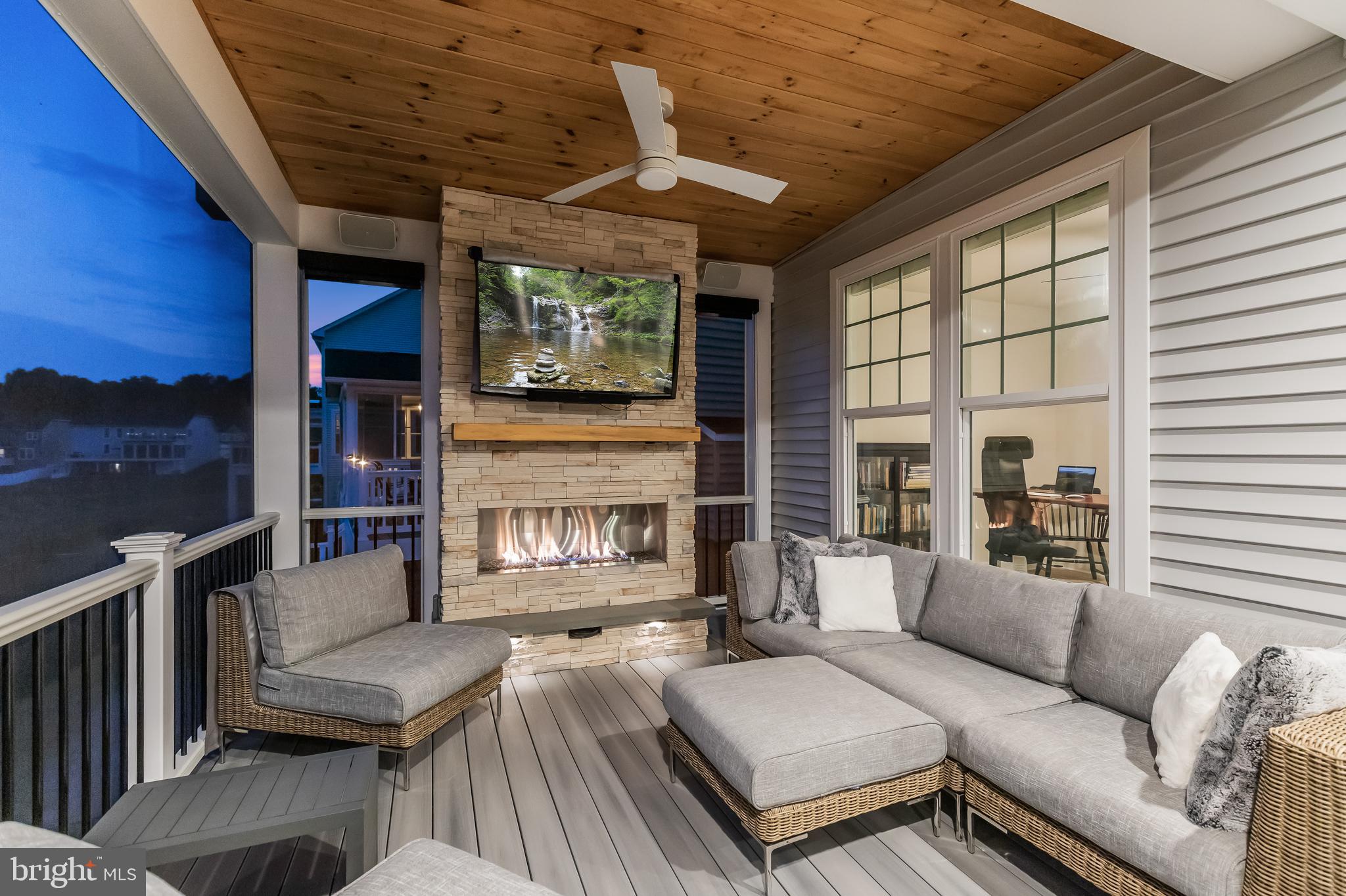 MAPLE LAWN SOUTH - Residential