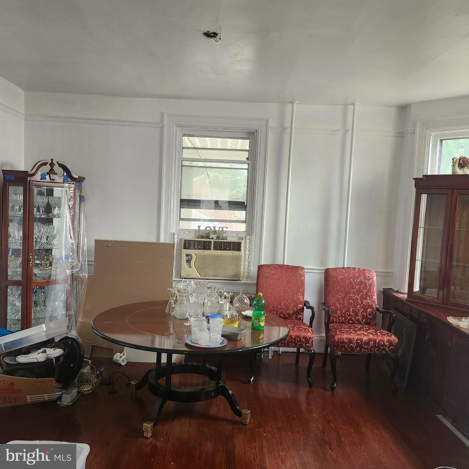 WEST HILLS - Residential