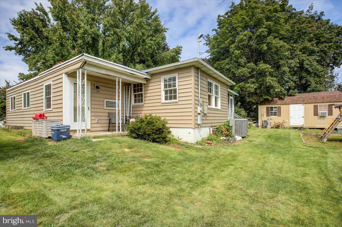 GREENBERRY HILLS - Residential