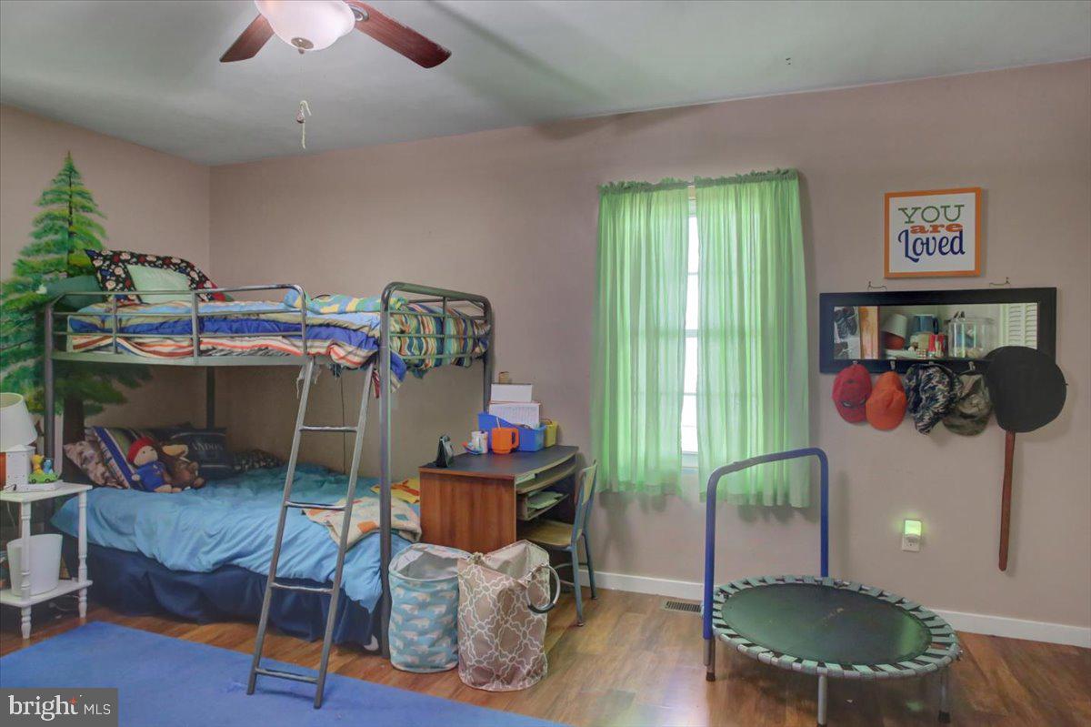 GREENBERRY HILLS - Residential