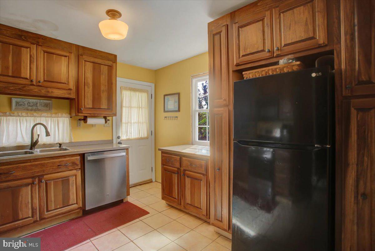 GREENBERRY HILLS - Residential