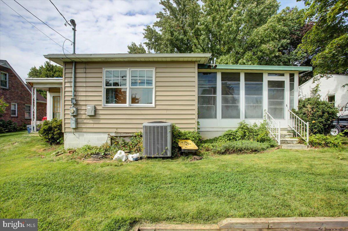 GREENBERRY HILLS - Residential