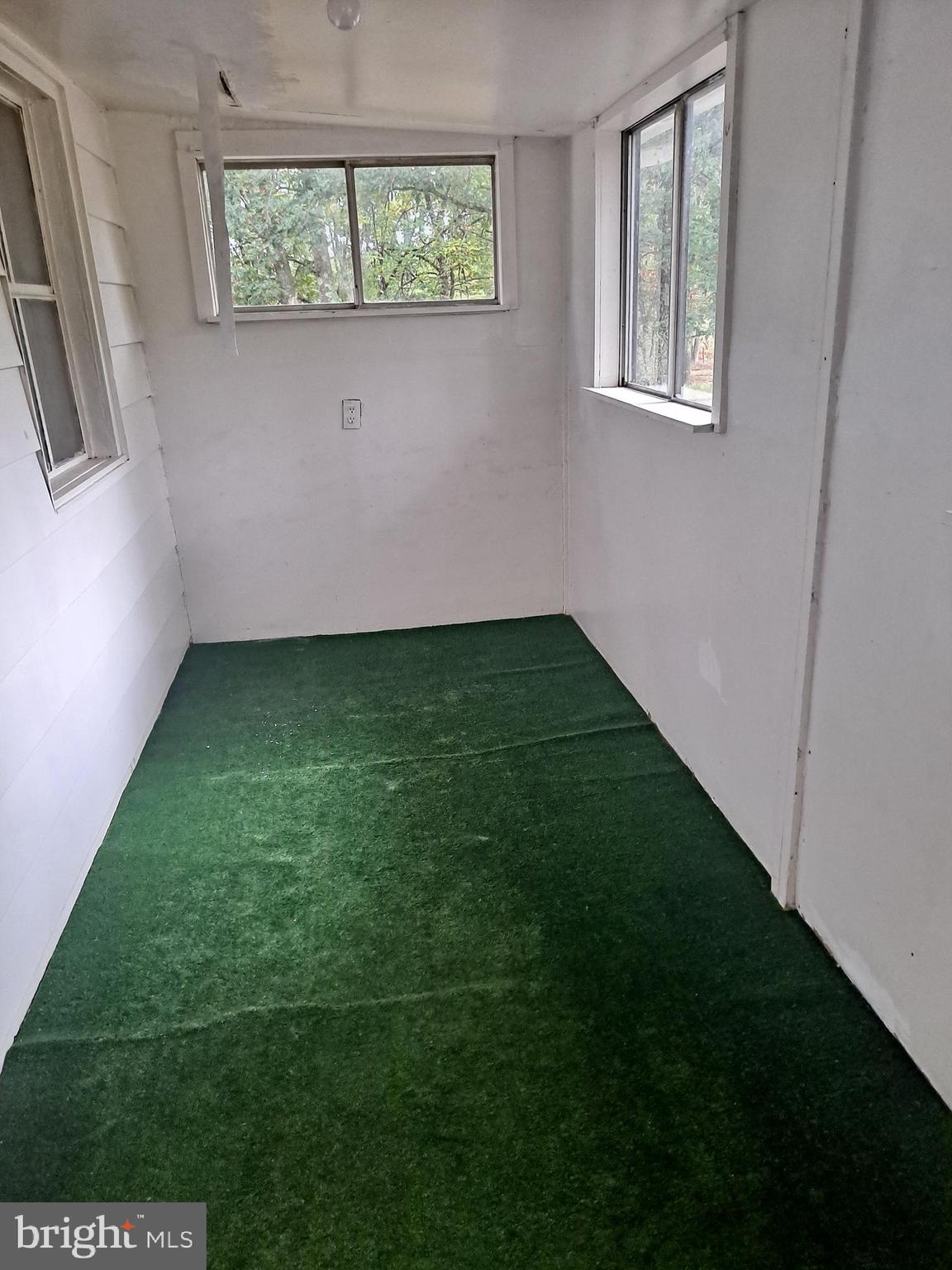 JORDAN RUN RD - Residential