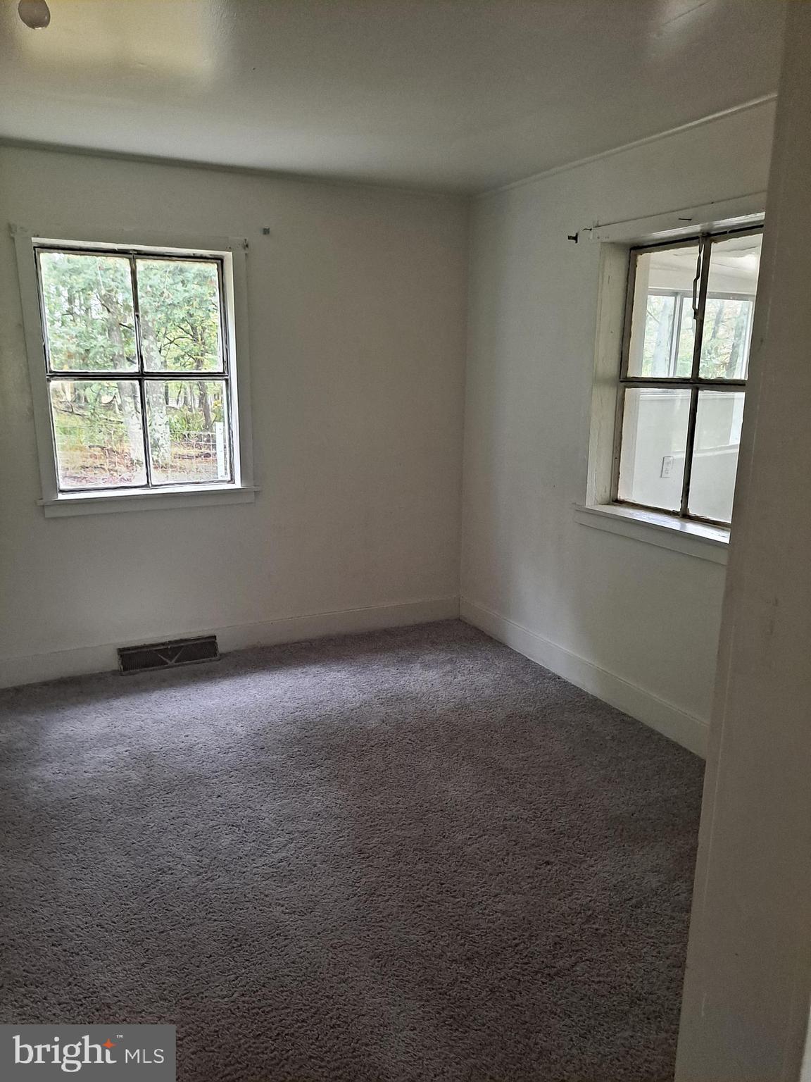 JORDAN RUN RD - Residential