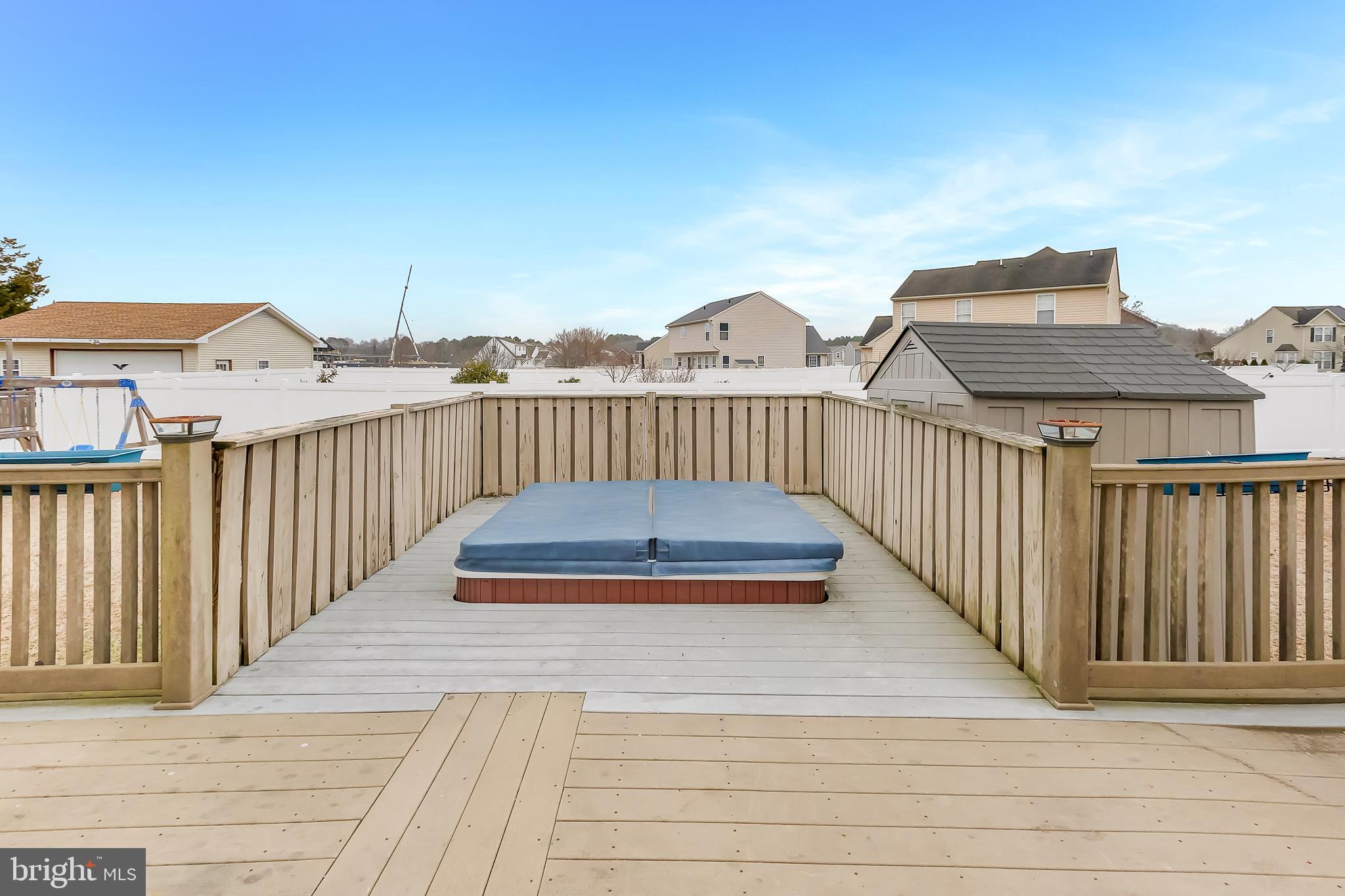 CEDAR COMMONS - Residential