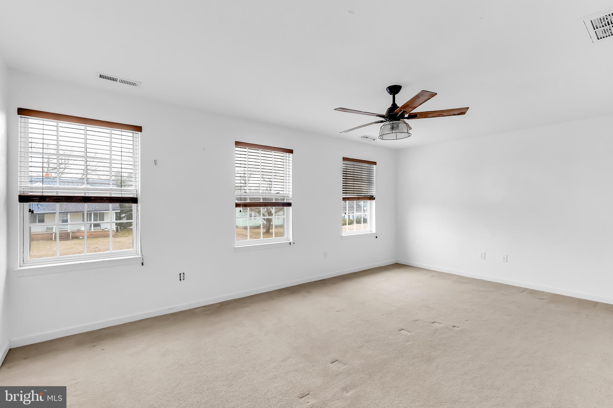 CEDAR COMMONS - Residential