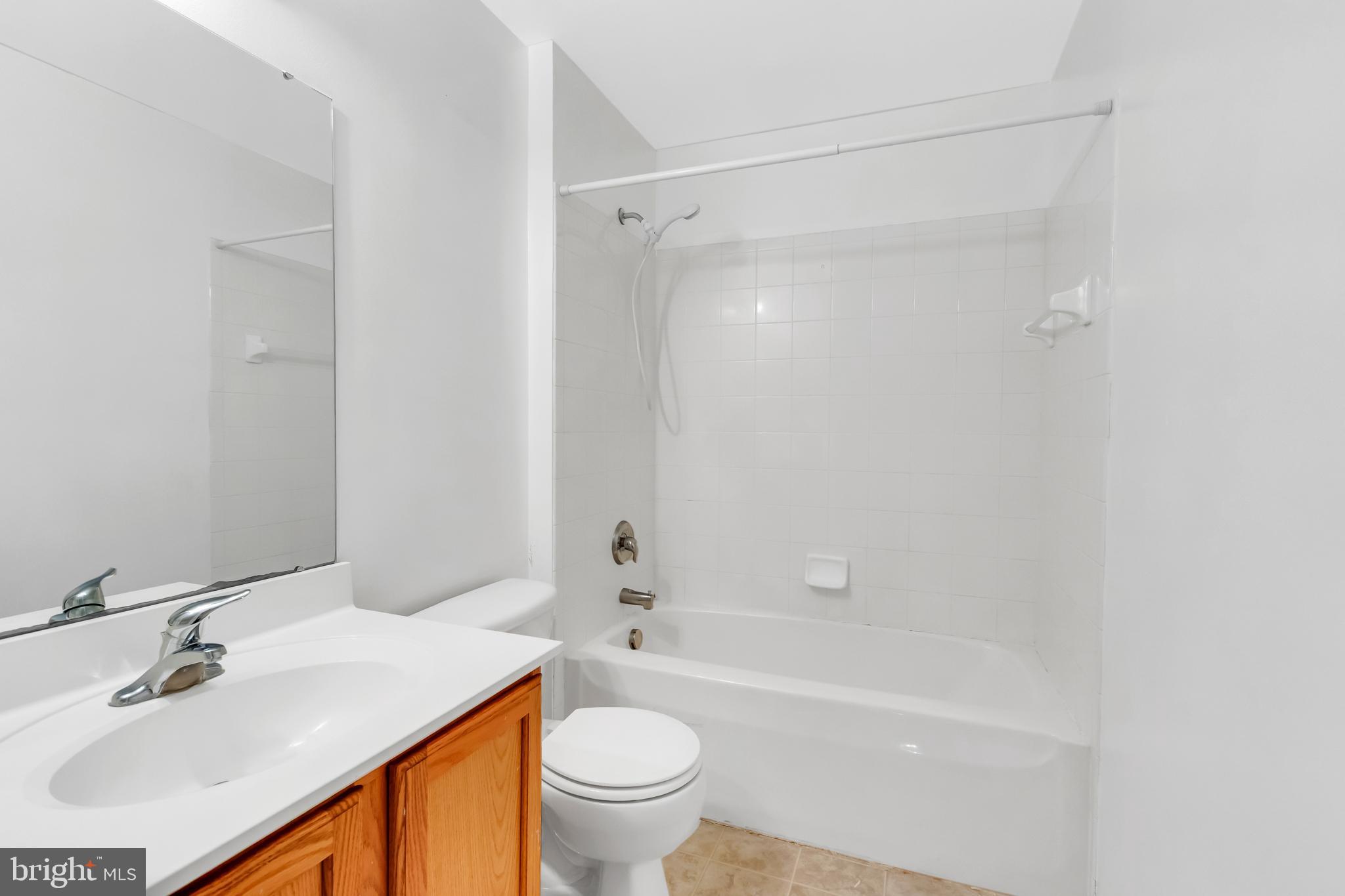 CEDAR COMMONS - Residential