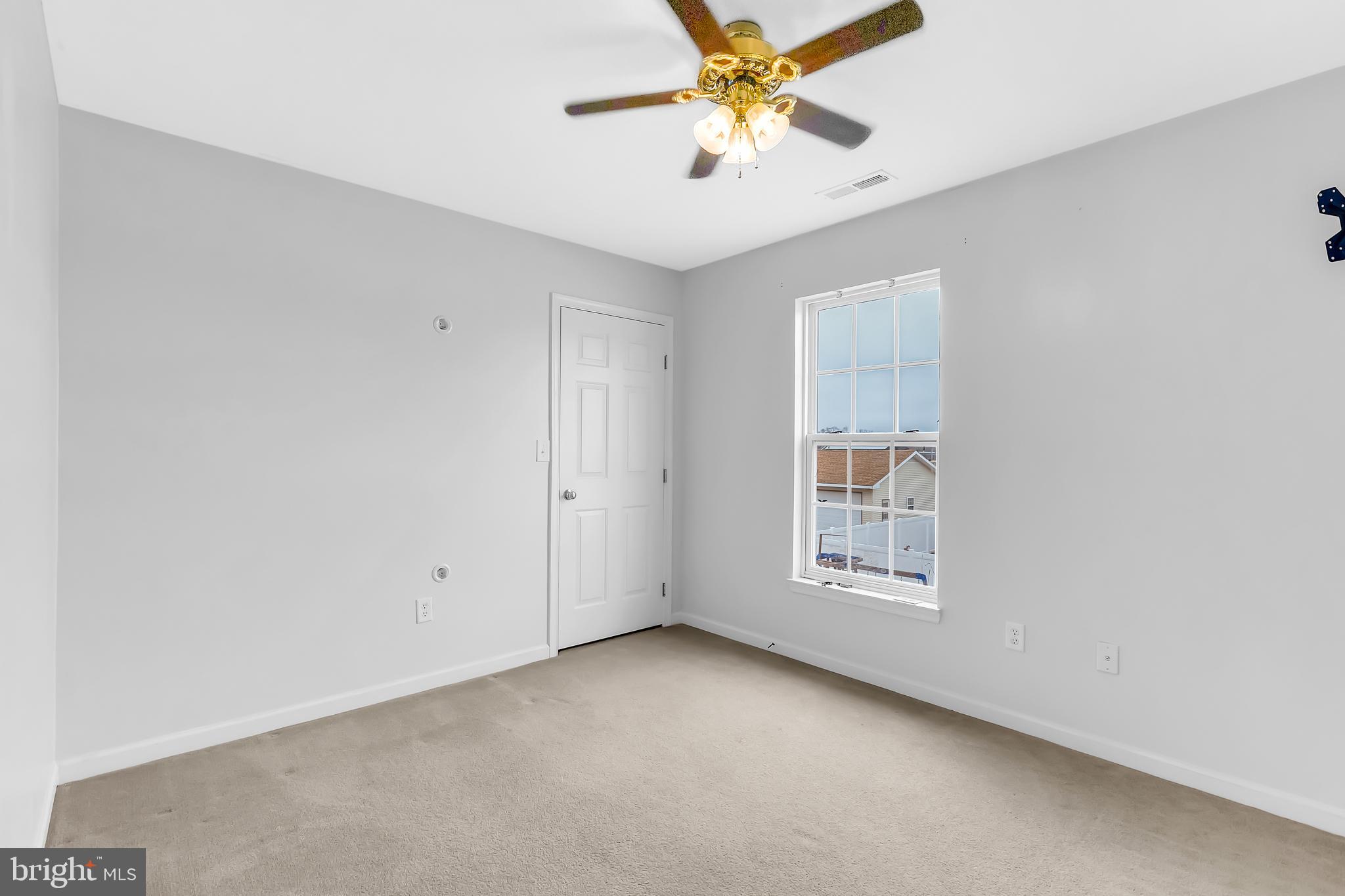 CEDAR COMMONS - Residential