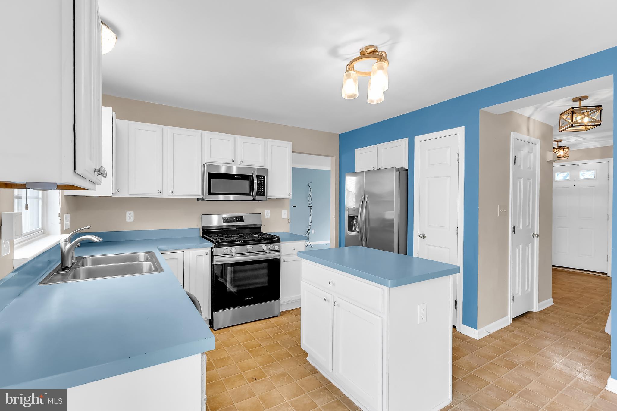 CEDAR COMMONS - Residential