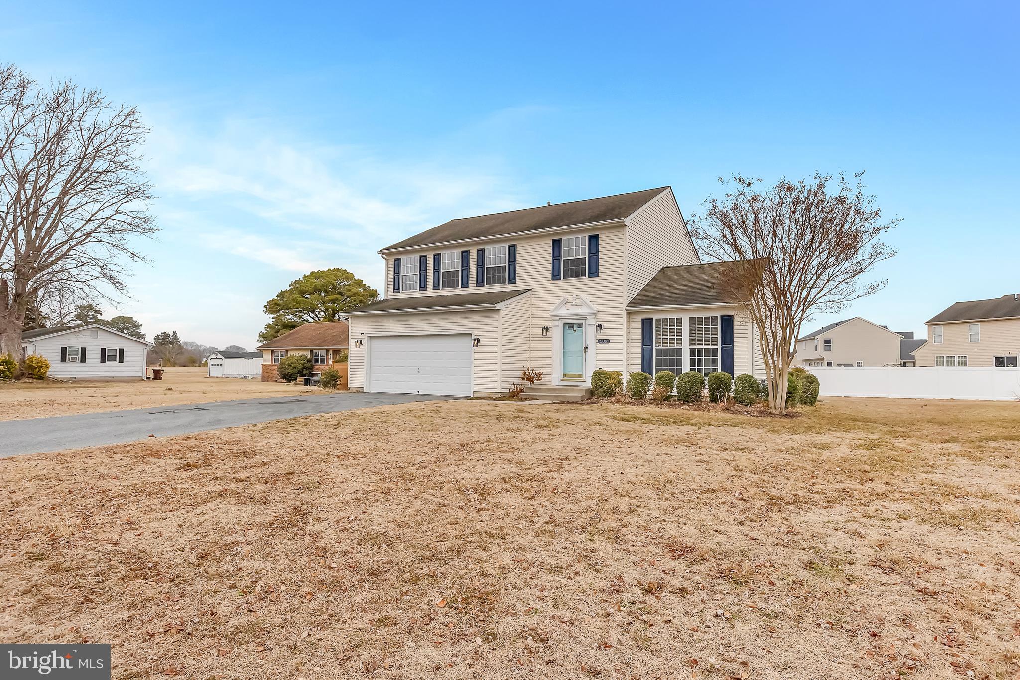 CEDAR COMMONS - Residential