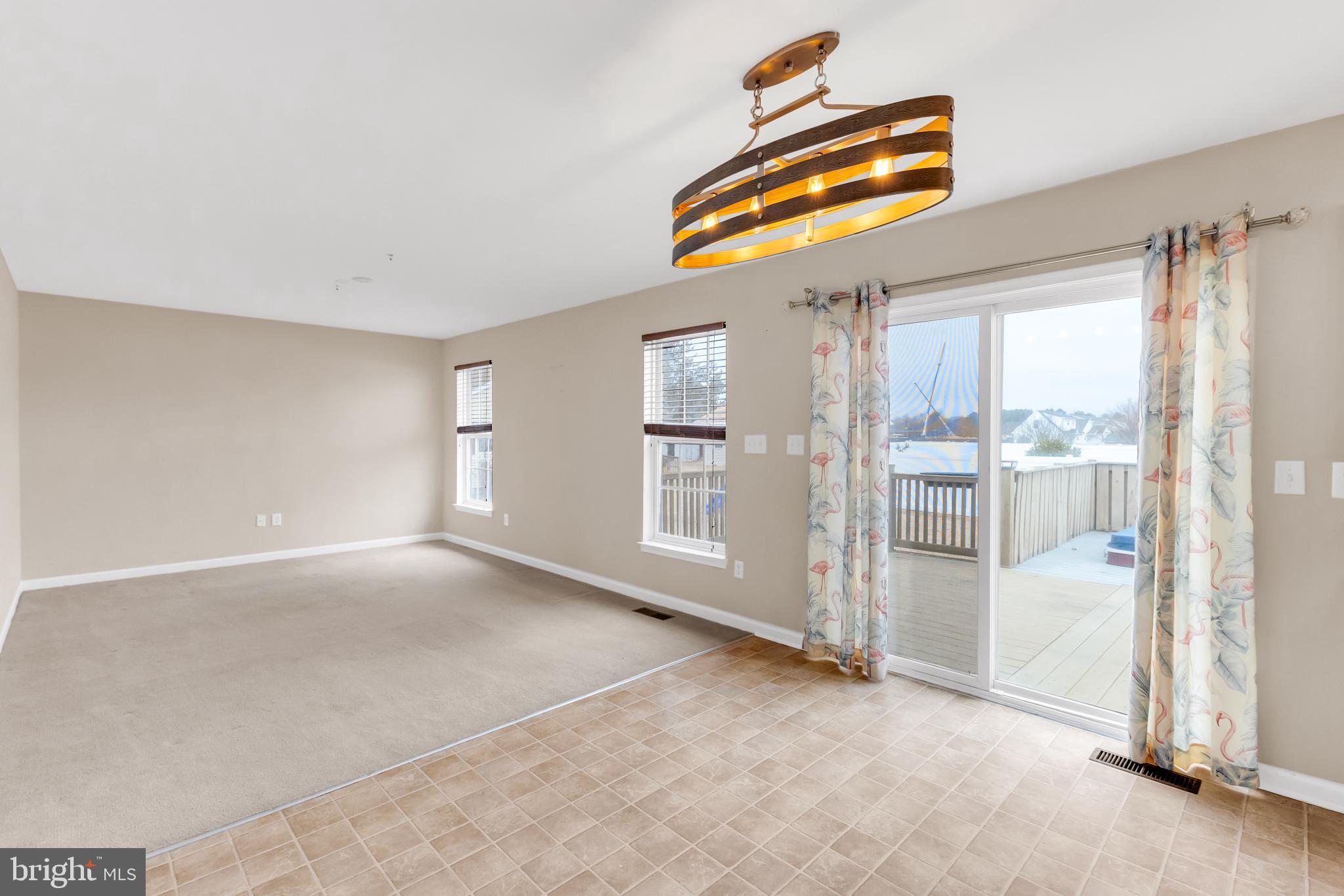 CEDAR COMMONS - Residential