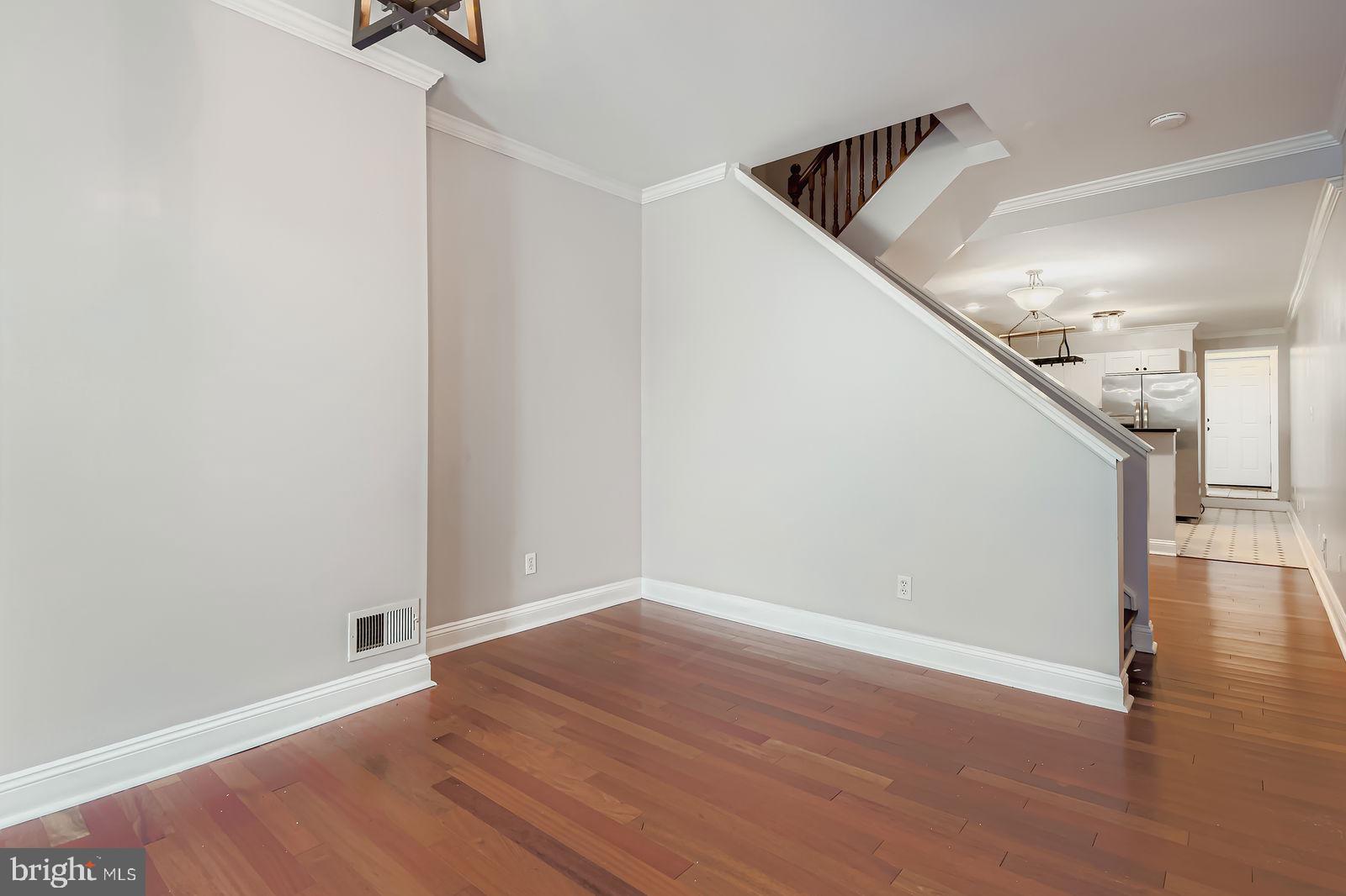 CHARLES VILLAGE - Residential Lease