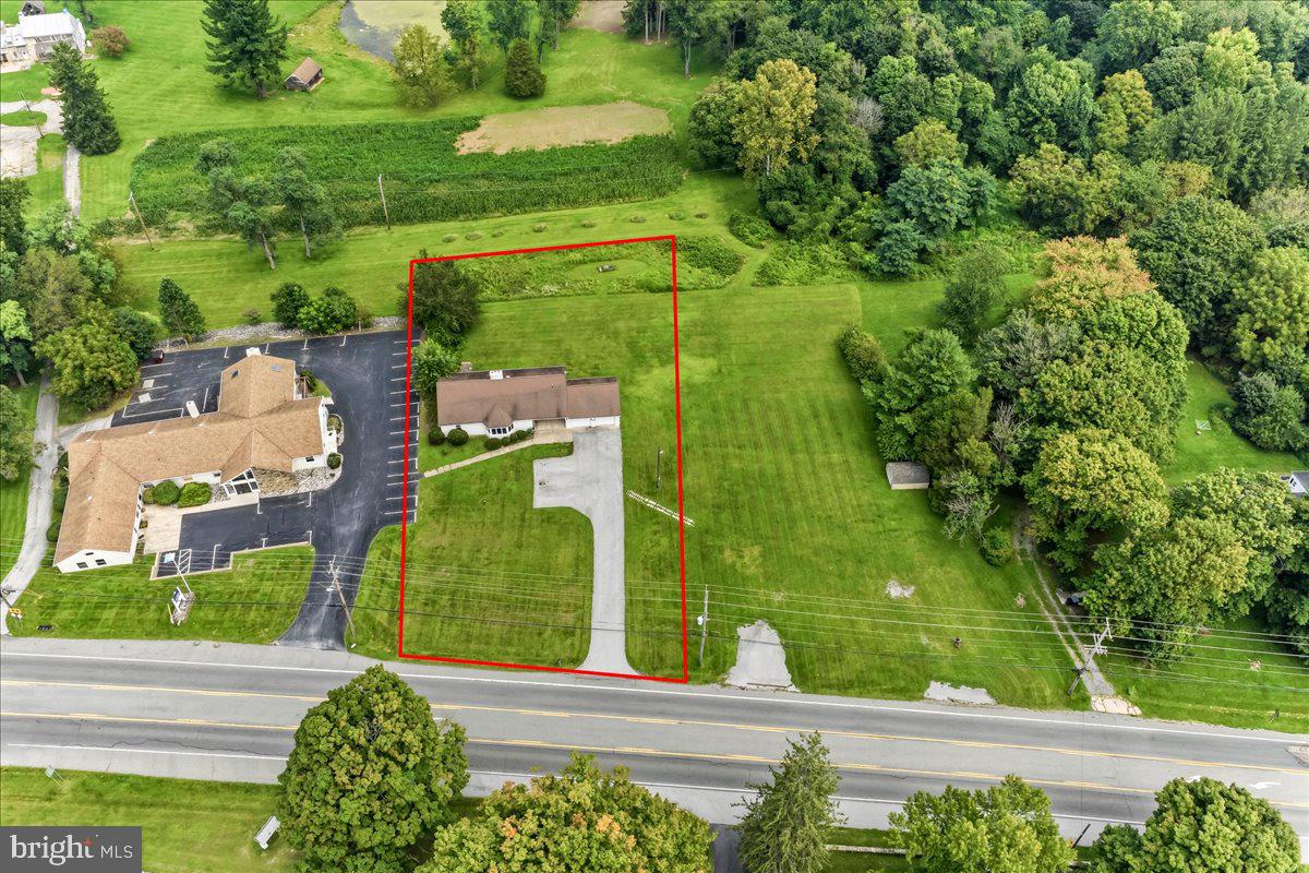 1679 HORSESHOE PIKE