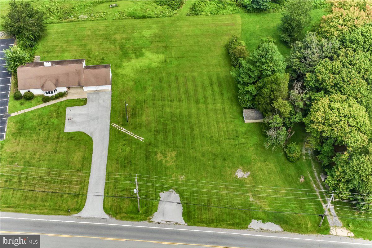 1679 HORSESHOE PIKE