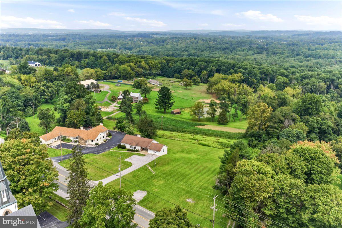1679 HORSESHOE PIKE