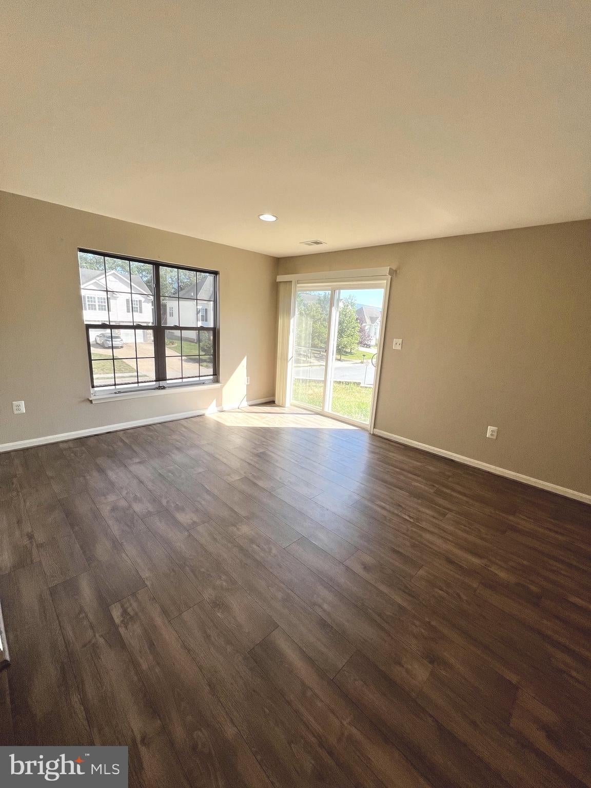 194 OXBOW DRIVE