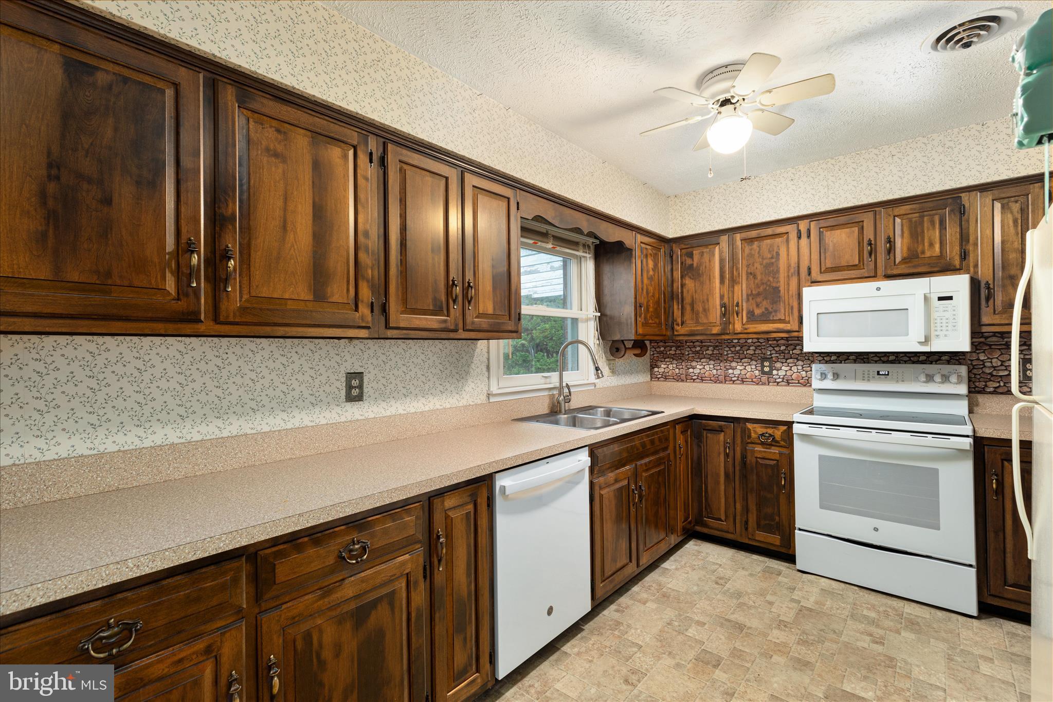 FREDERICKTOWNE - Residential