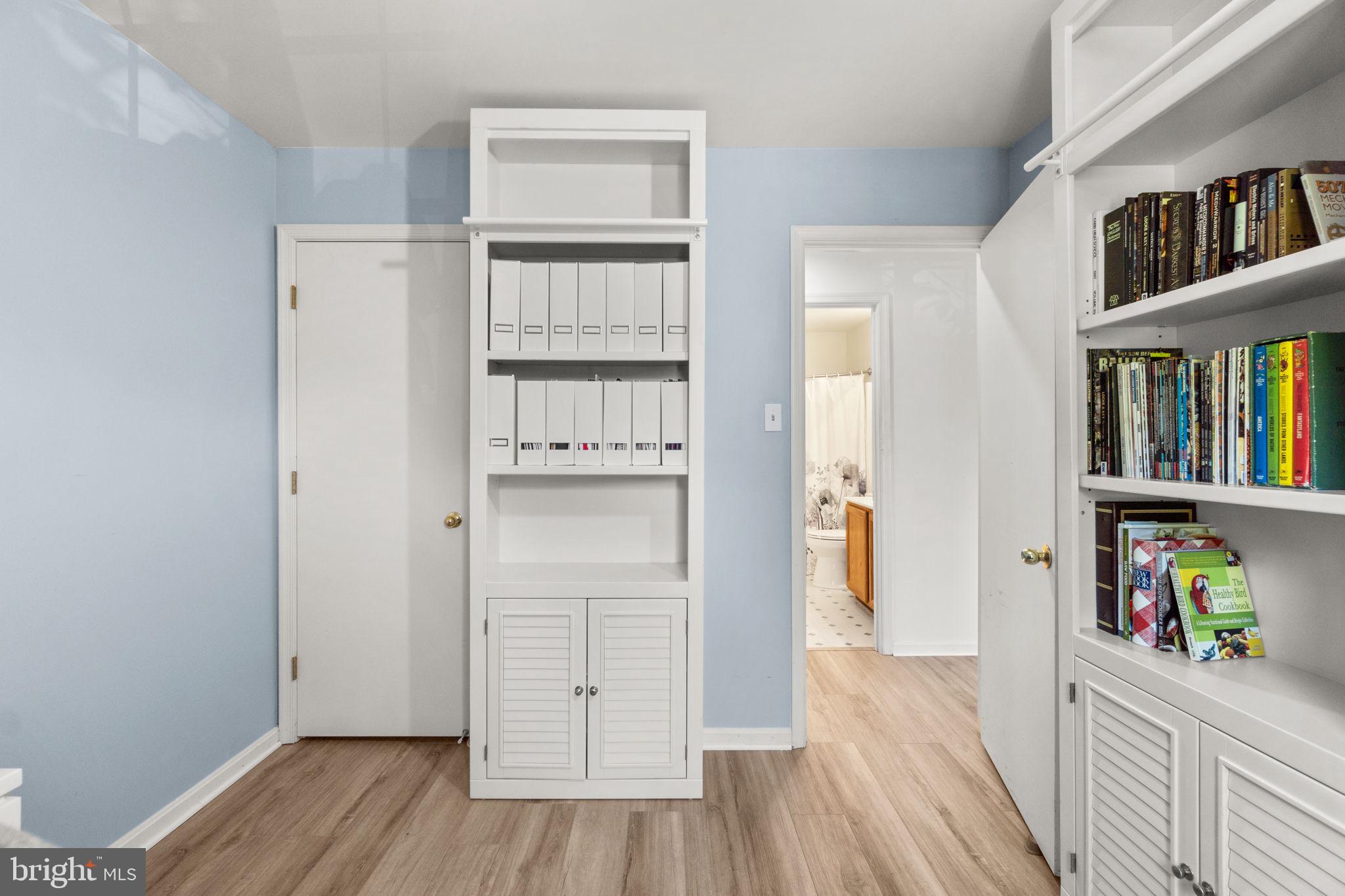 VILLAGE OF HICKORY RIDGE - Residential