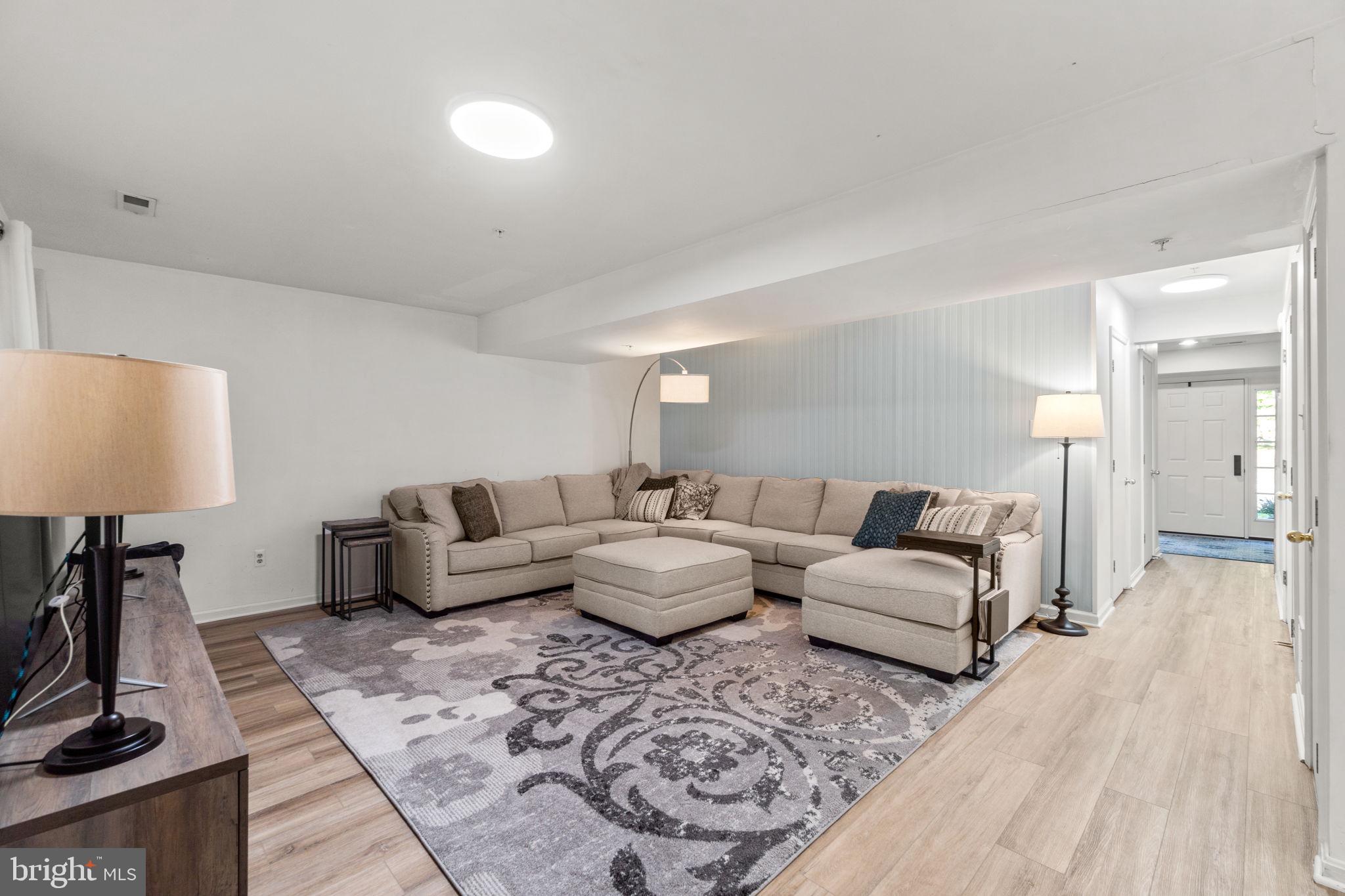 VILLAGE OF HICKORY RIDGE - Residential