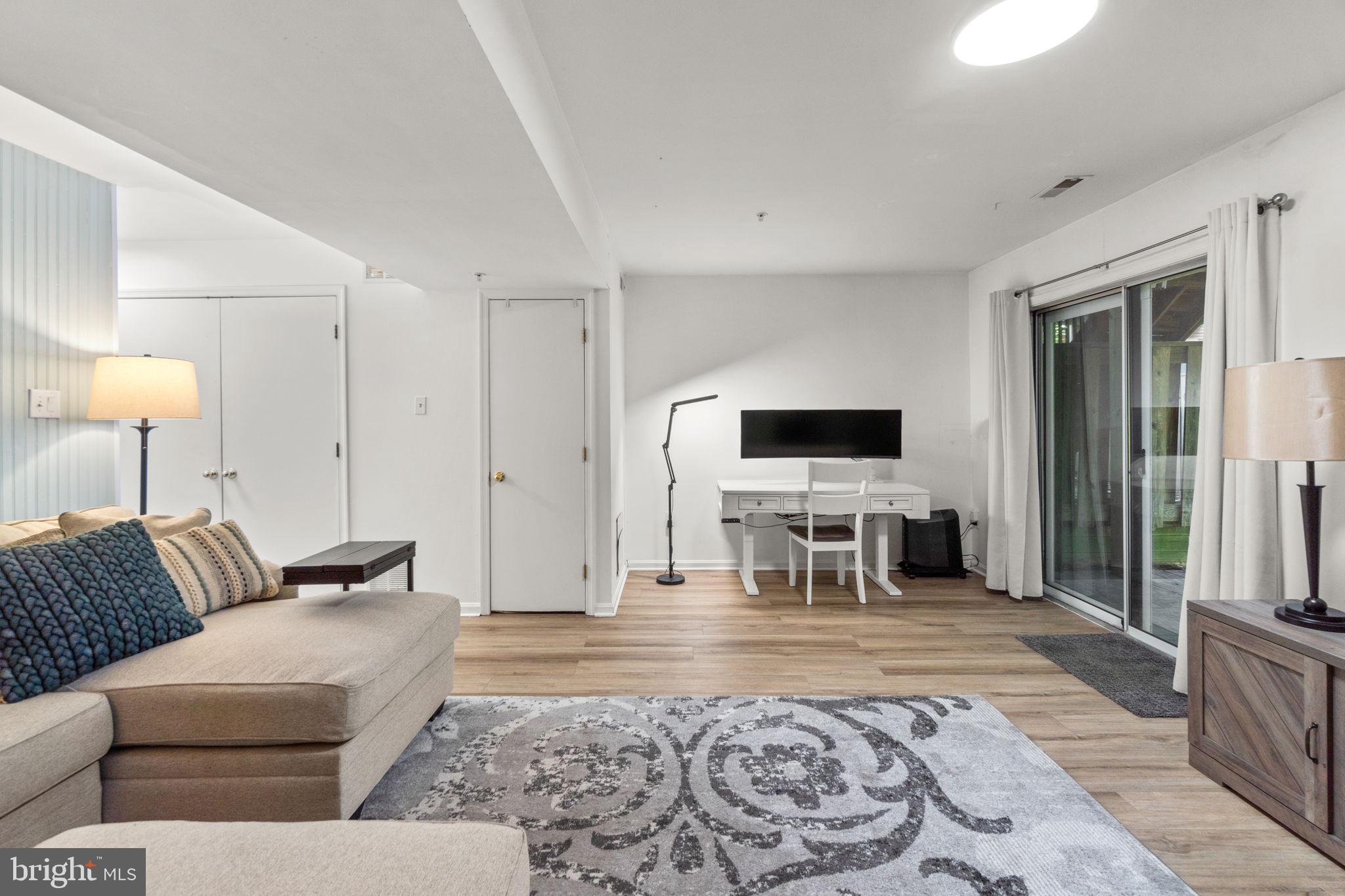 VILLAGE OF HICKORY RIDGE - Residential