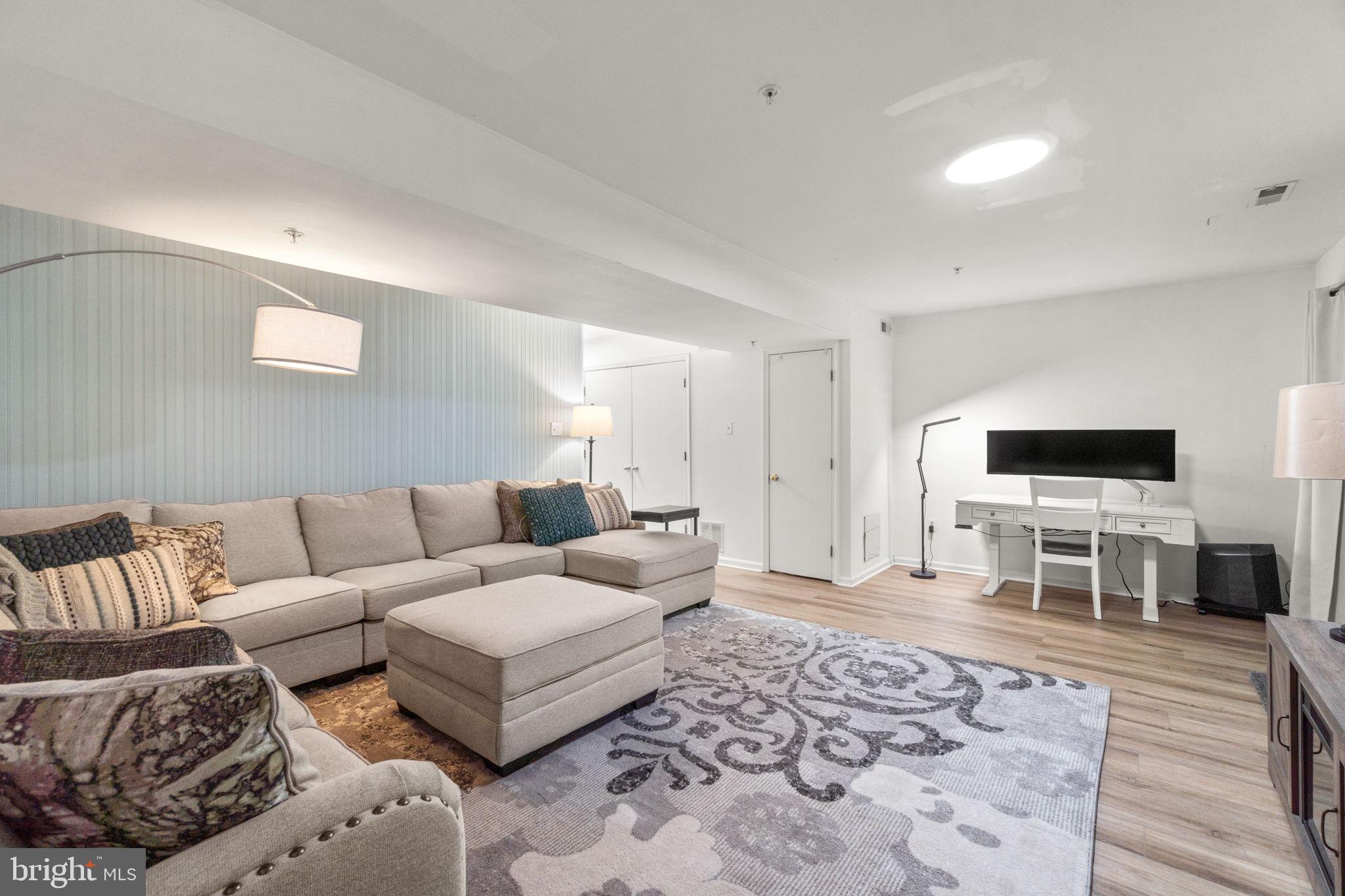 VILLAGE OF HICKORY RIDGE - Residential