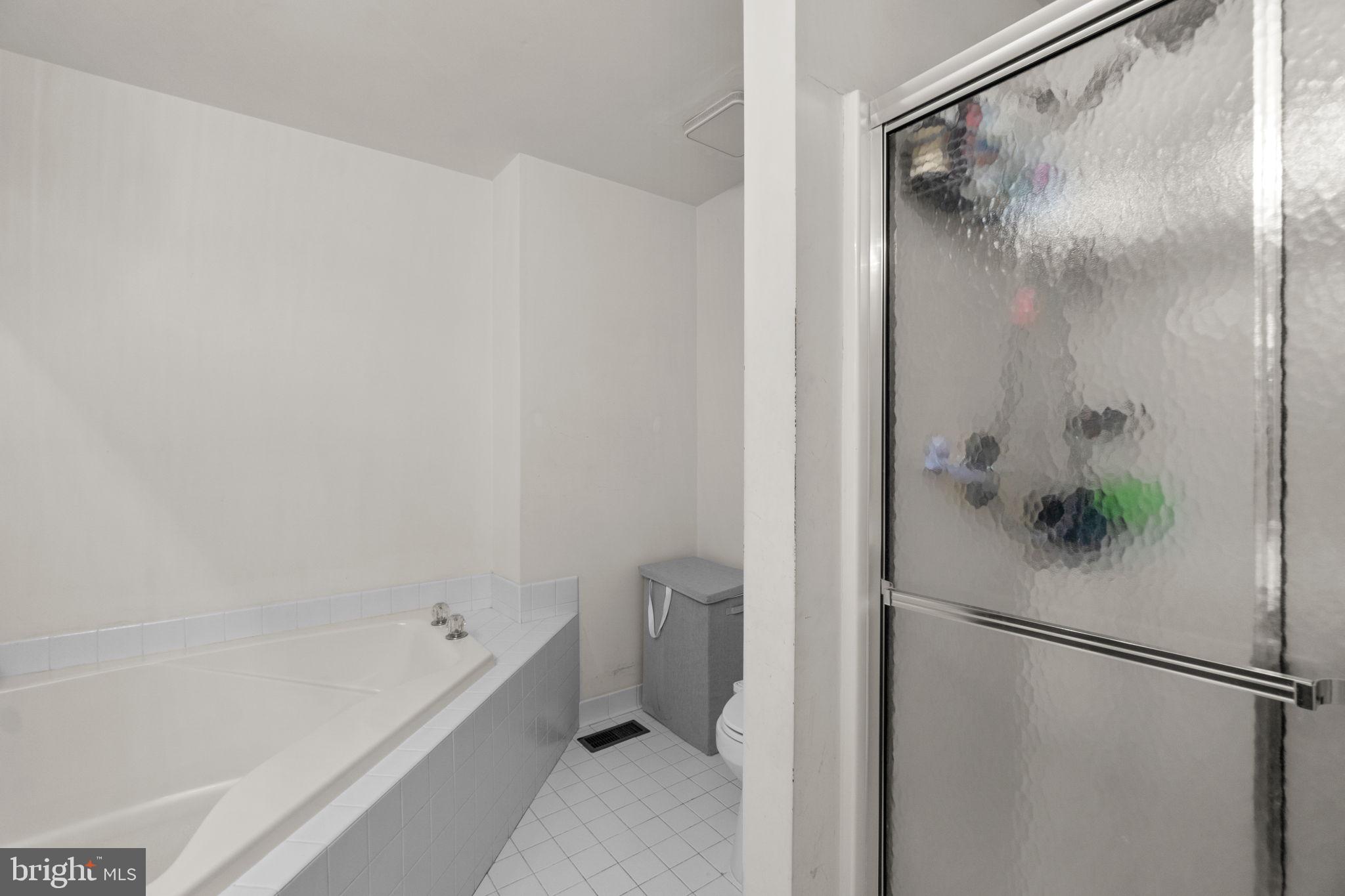 VILLAGE OF HICKORY RIDGE - Residential