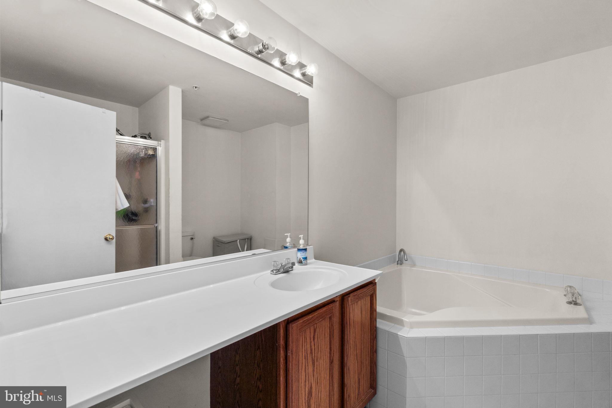 VILLAGE OF HICKORY RIDGE - Residential