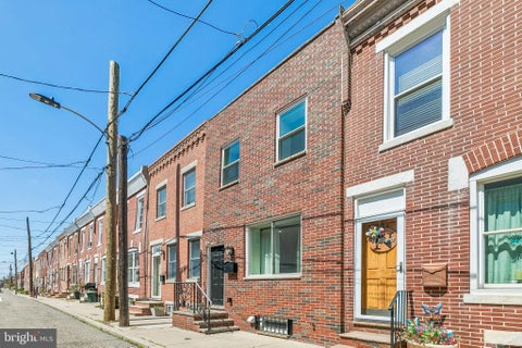 Townhouse For Sale - 219 Daly Street<br/> PHILADELPHIA, PA 19148