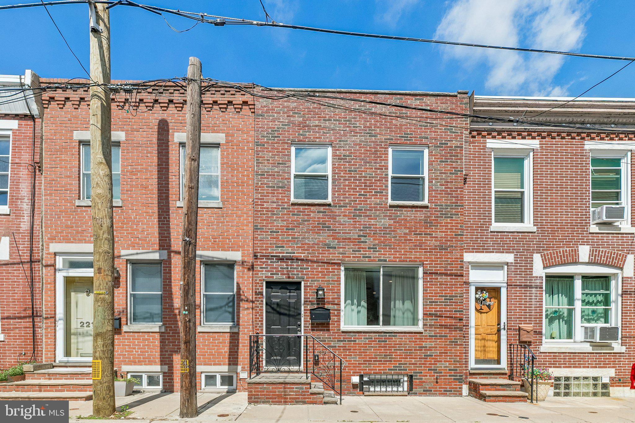 219 DALY STREET