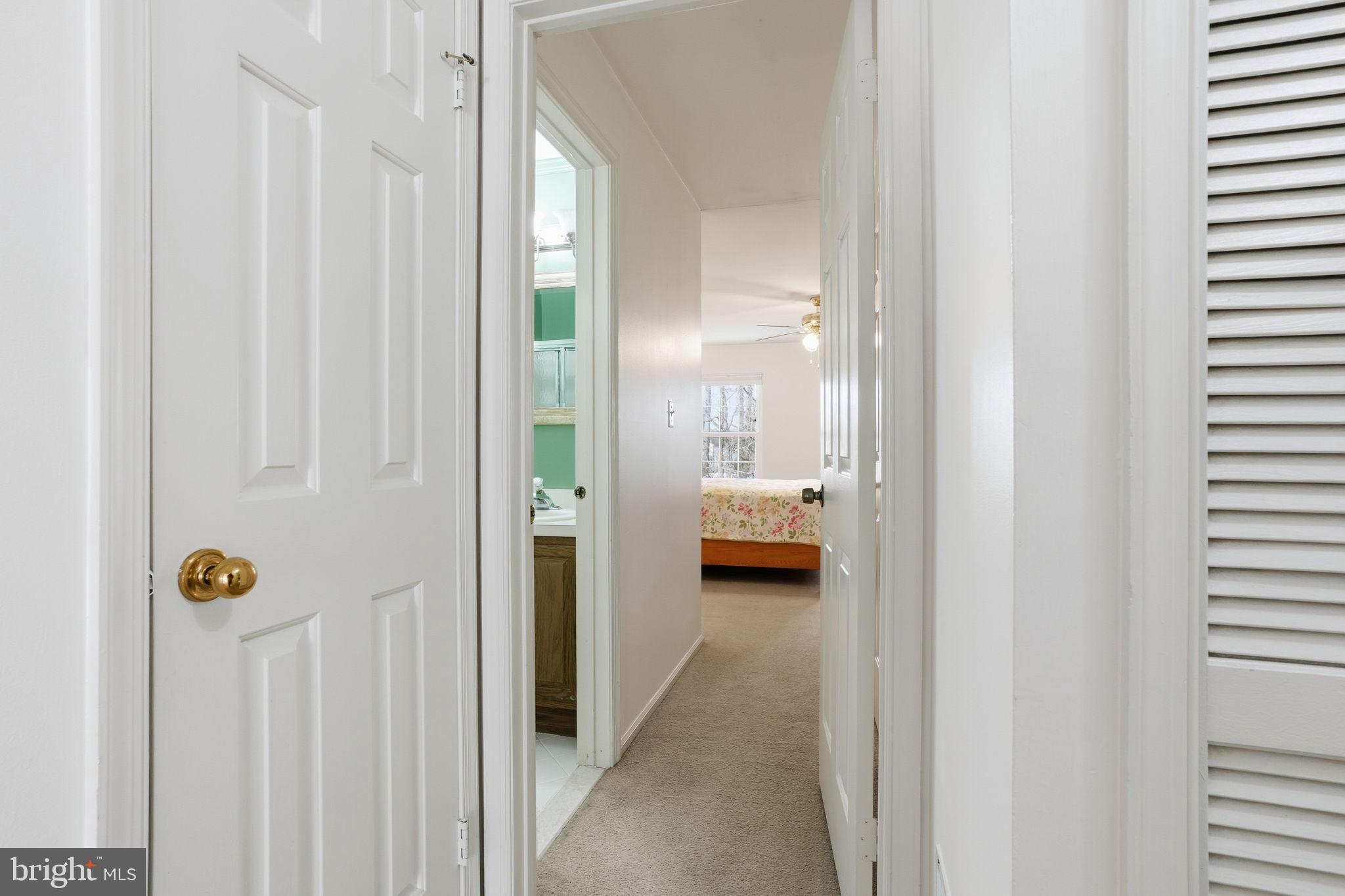 MAKEFIELD GLEN - Residential