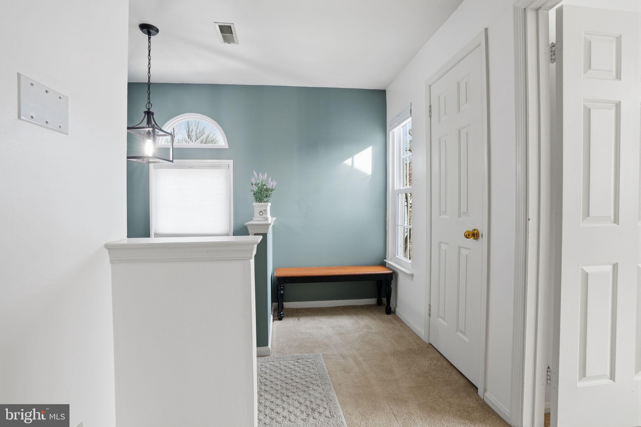 MAKEFIELD GLEN - Residential