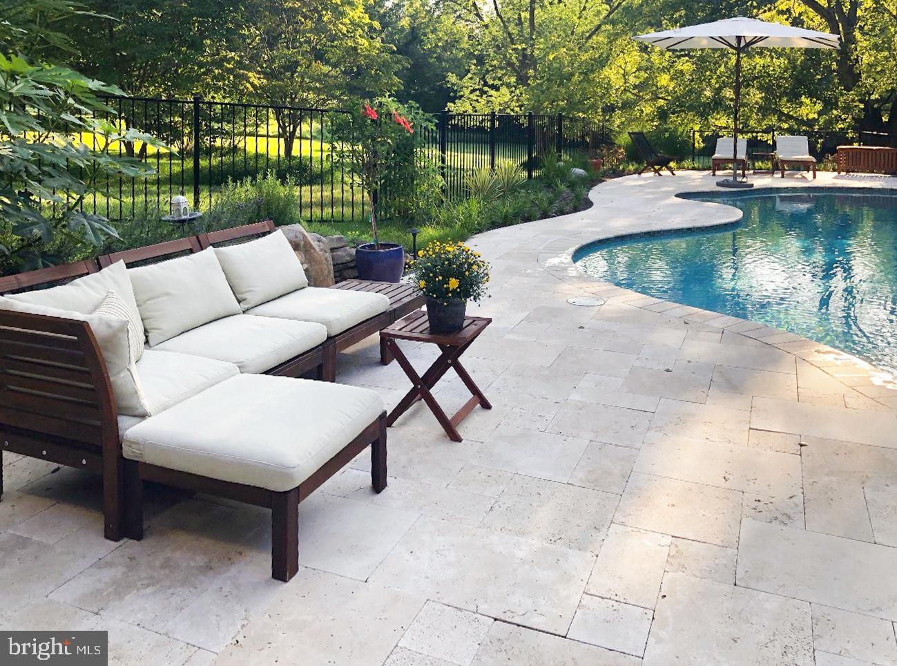 HICKORY CREEK - Residential