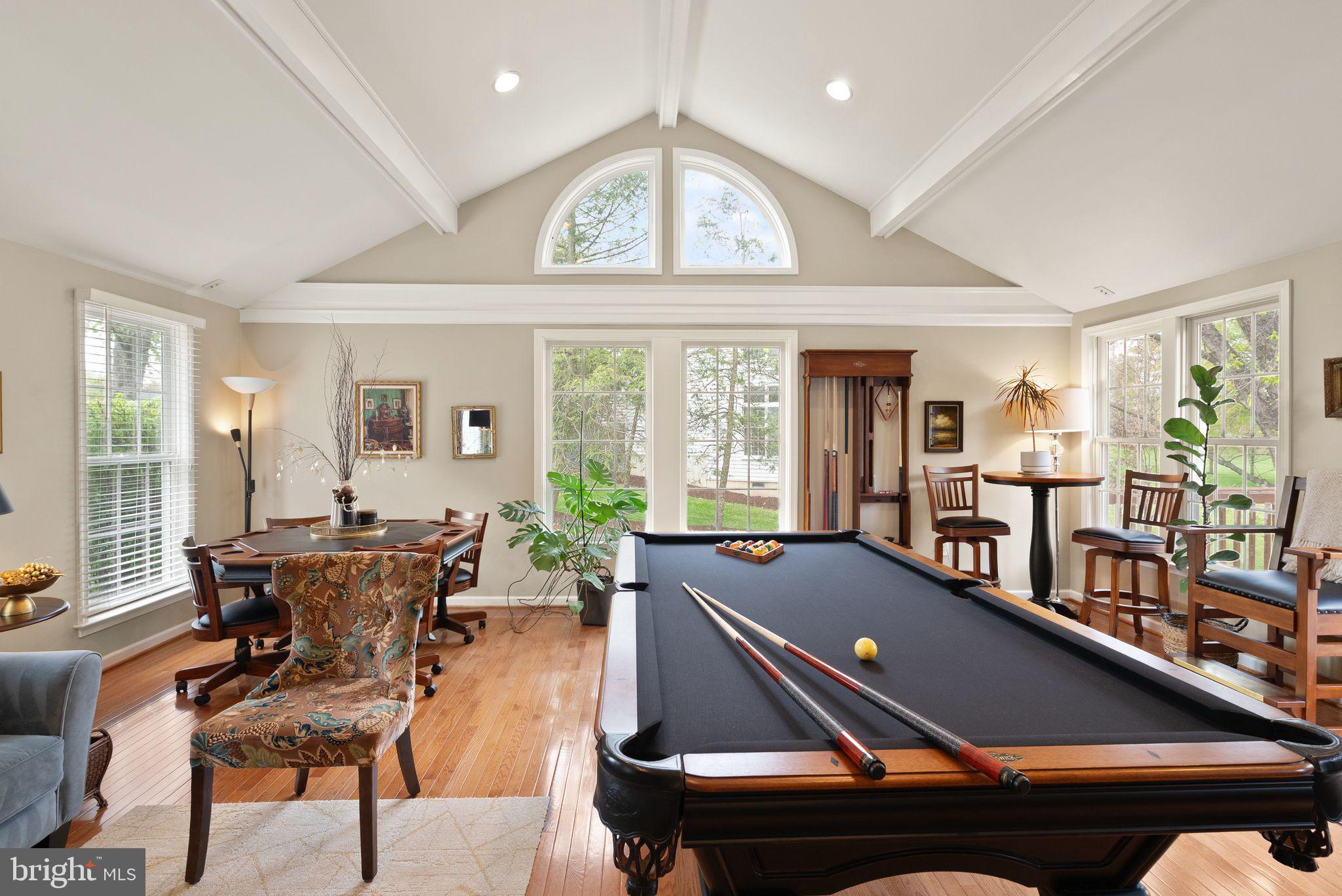 HICKORY CREEK - Residential