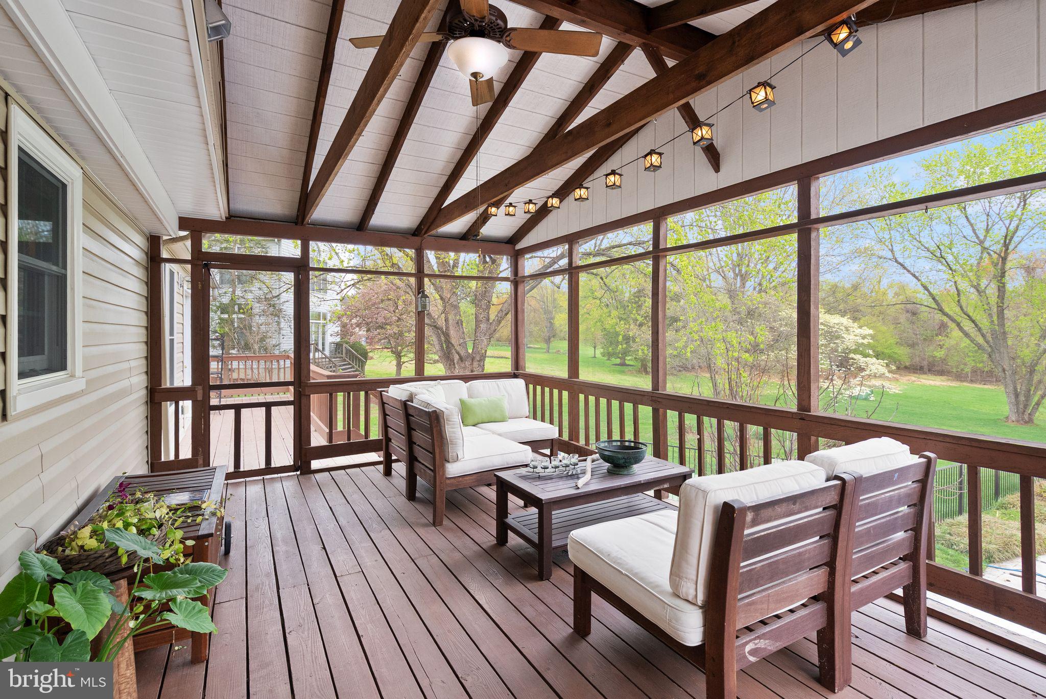 HICKORY CREEK - Residential