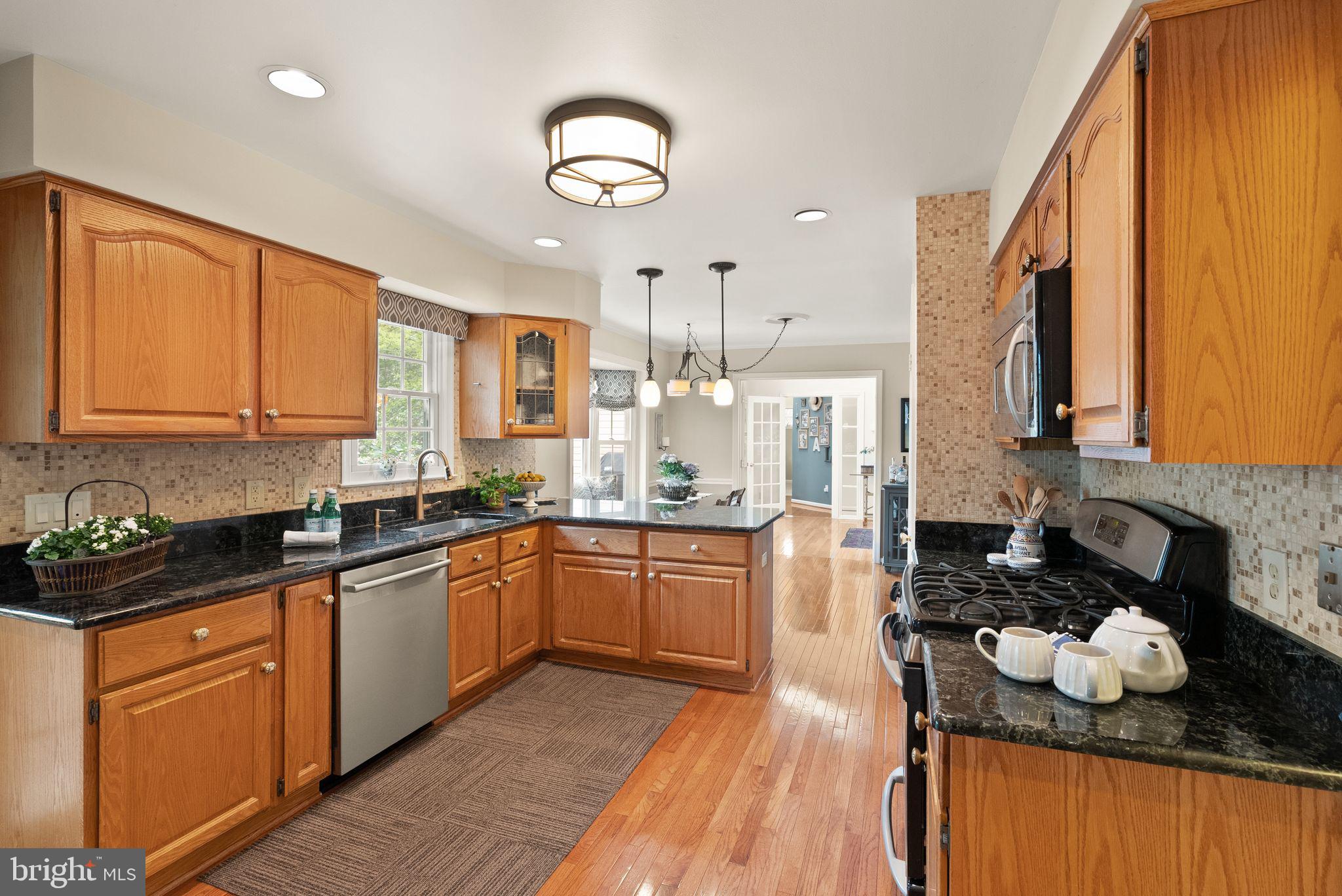 HICKORY CREEK - Residential