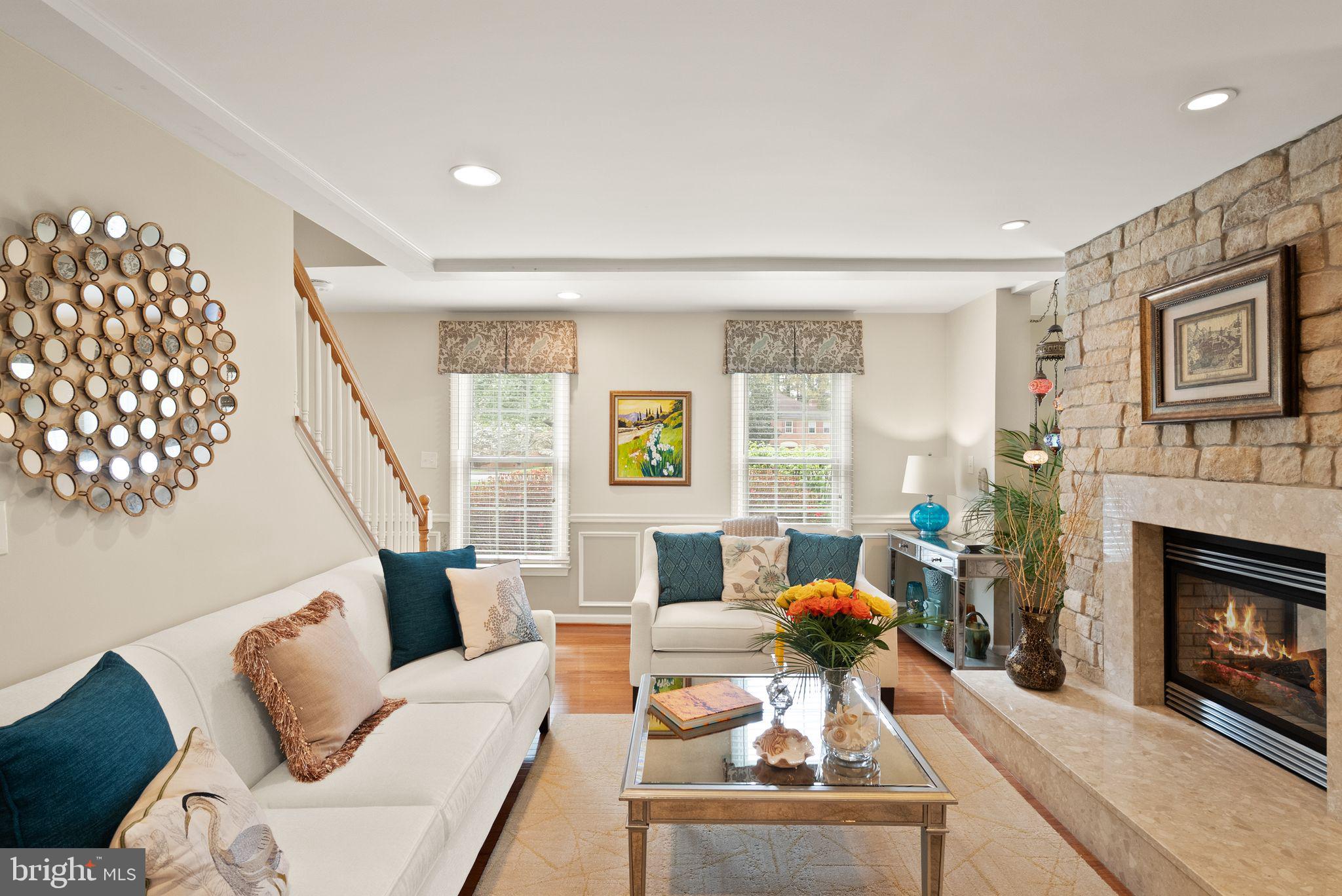 HICKORY CREEK - Residential