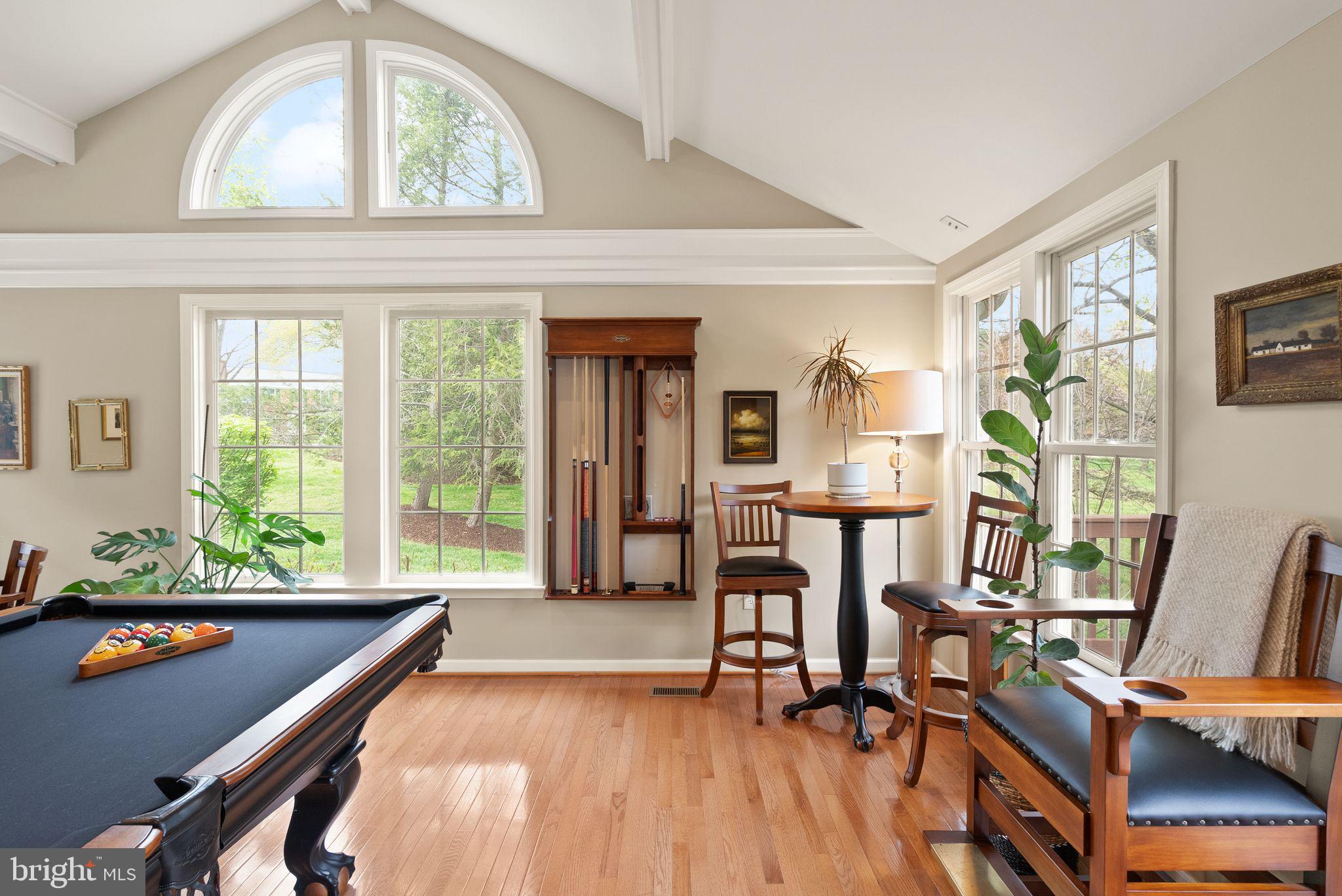 HICKORY CREEK - Residential