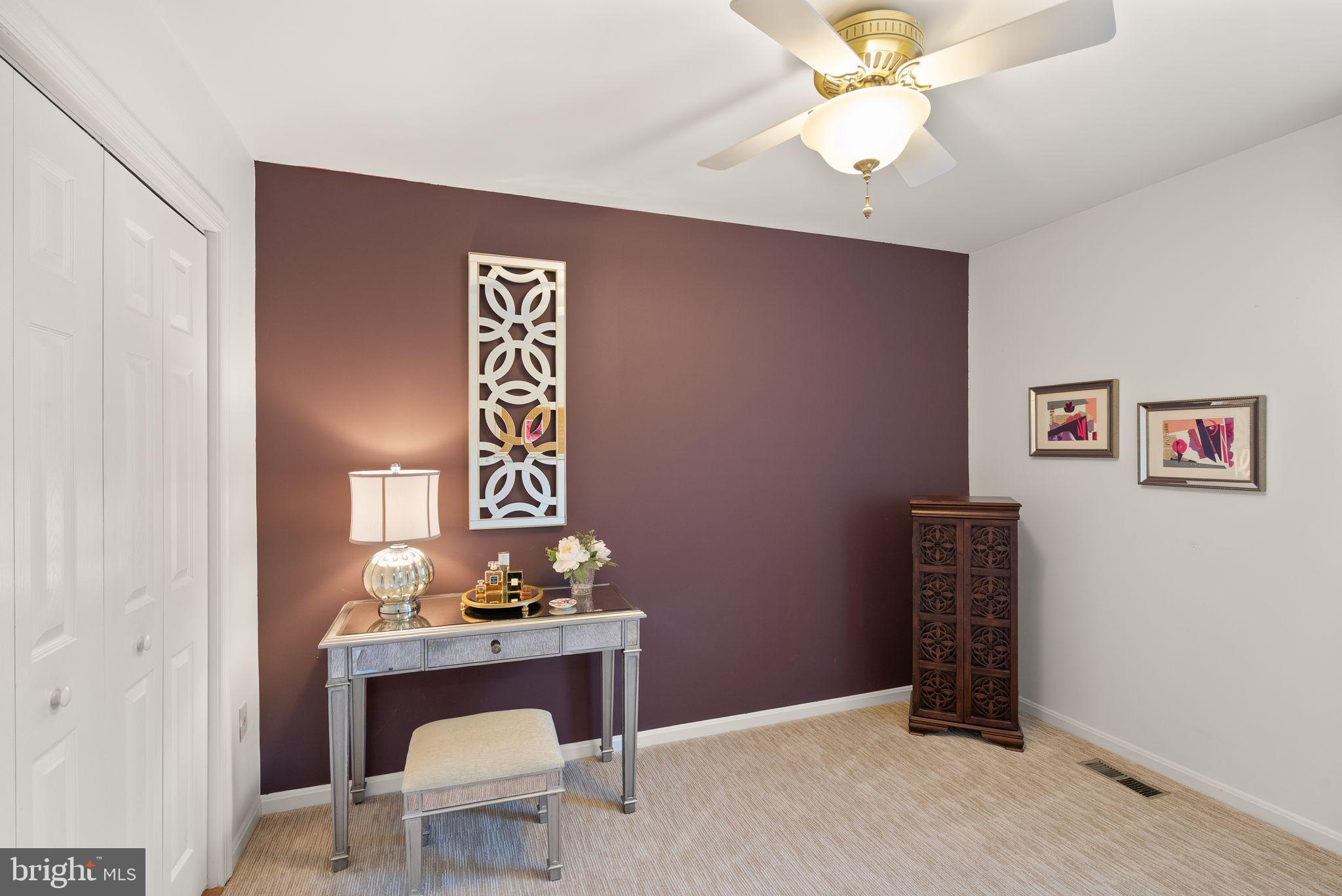 HICKORY CREEK - Residential